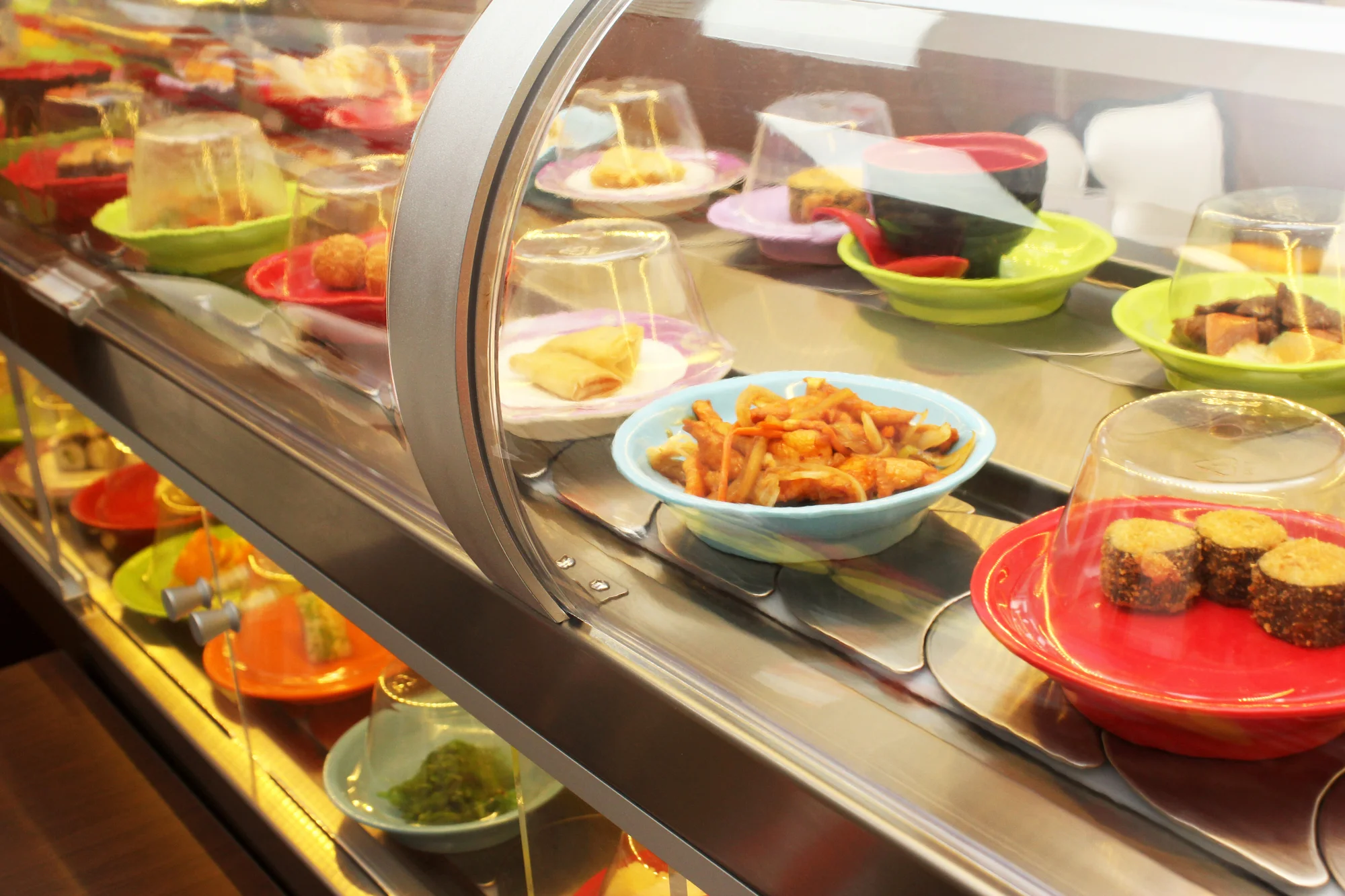 Running sushi: 2hodinová asijská hostina plná dobrot, všední dny i víkendy