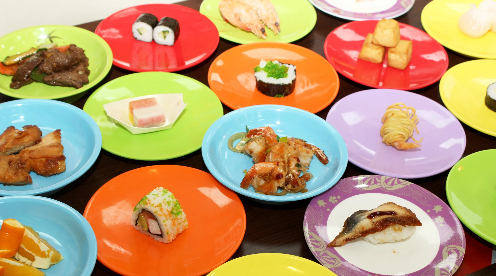 Running sushi: 2hodinová asijská hostina plná dobrot, všední dny i víkendy
