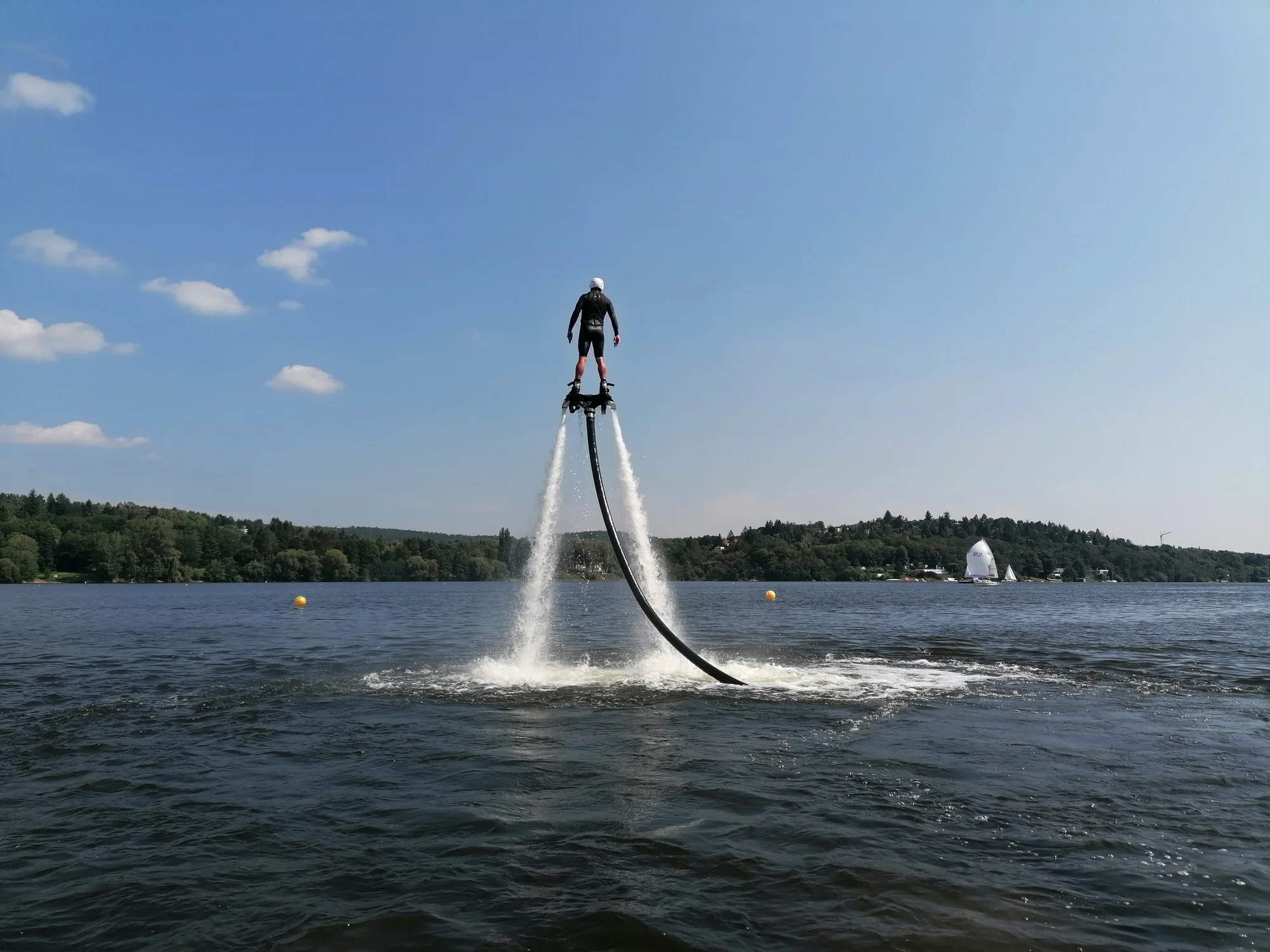 Flyboard: let nad hladinou v Brně, Ostravě, Plzni, Praze nebo České Lípě