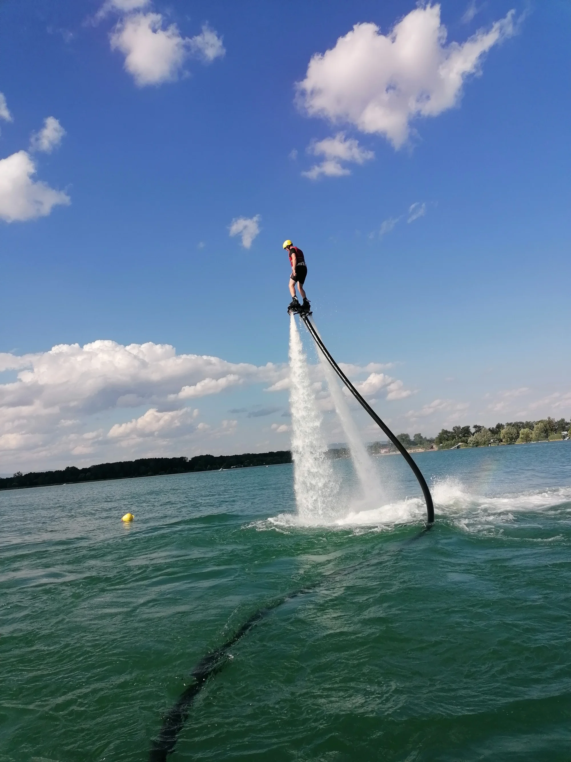Flyboard: let nad hladinou v Brně, Ostravě, Plzni, Praze nebo České Lípě
