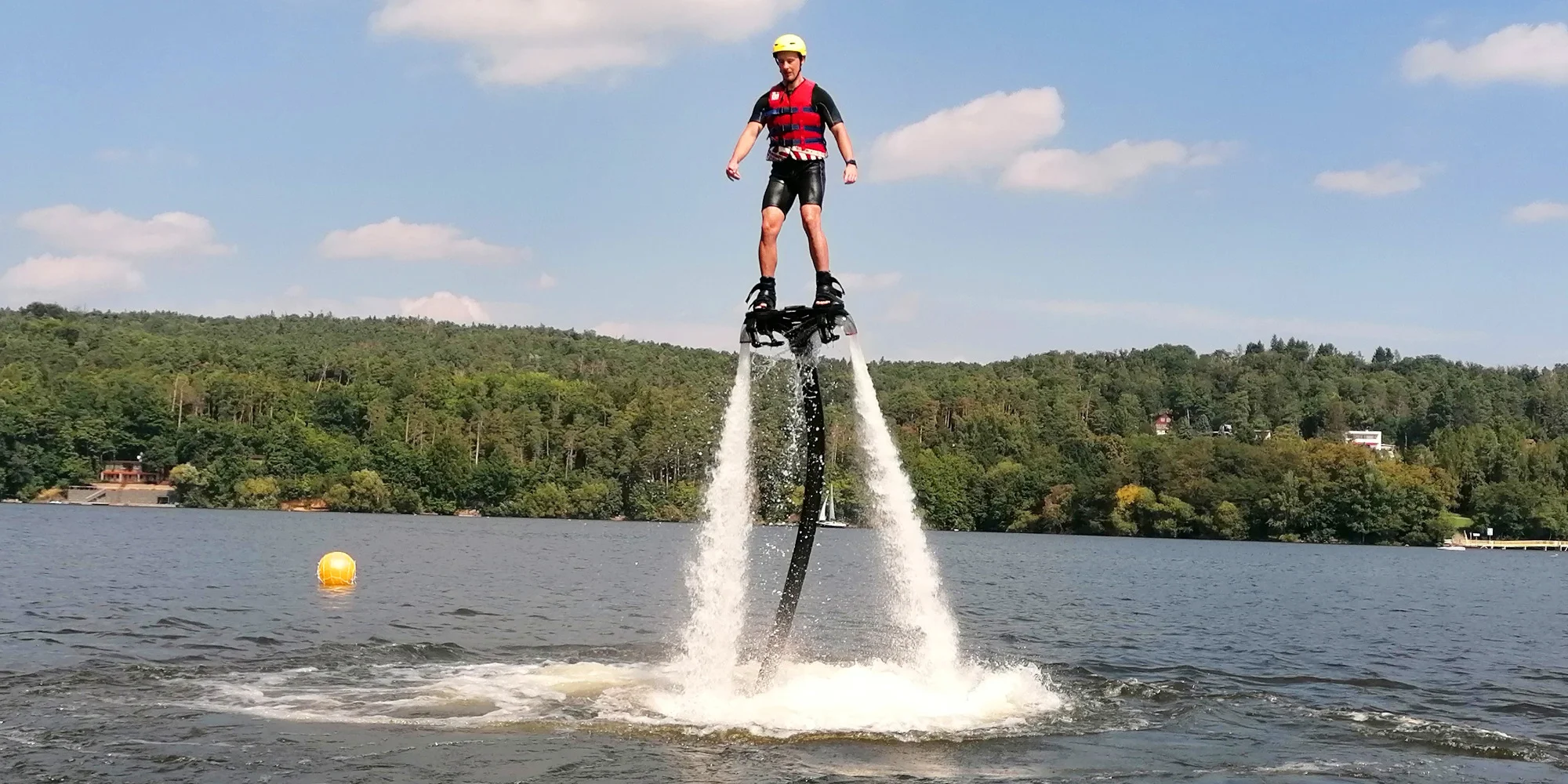 Flyboard: let nad hladinou v Brně, Ostravě, Plzni, Praze nebo České Lípě