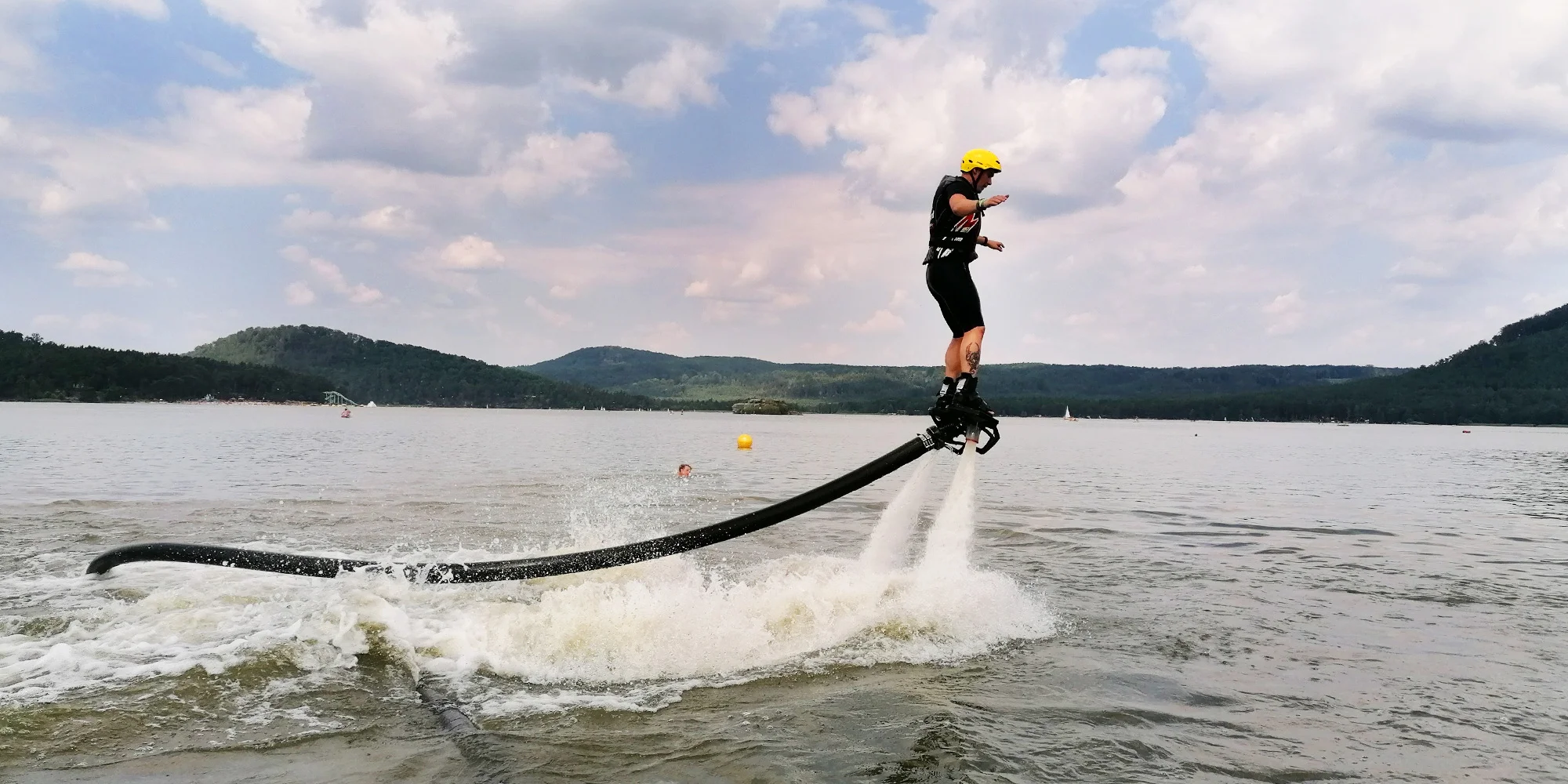 Flyboard: let nad hladinou v Brně, Ostravě, Plzni, Praze nebo České Lípě