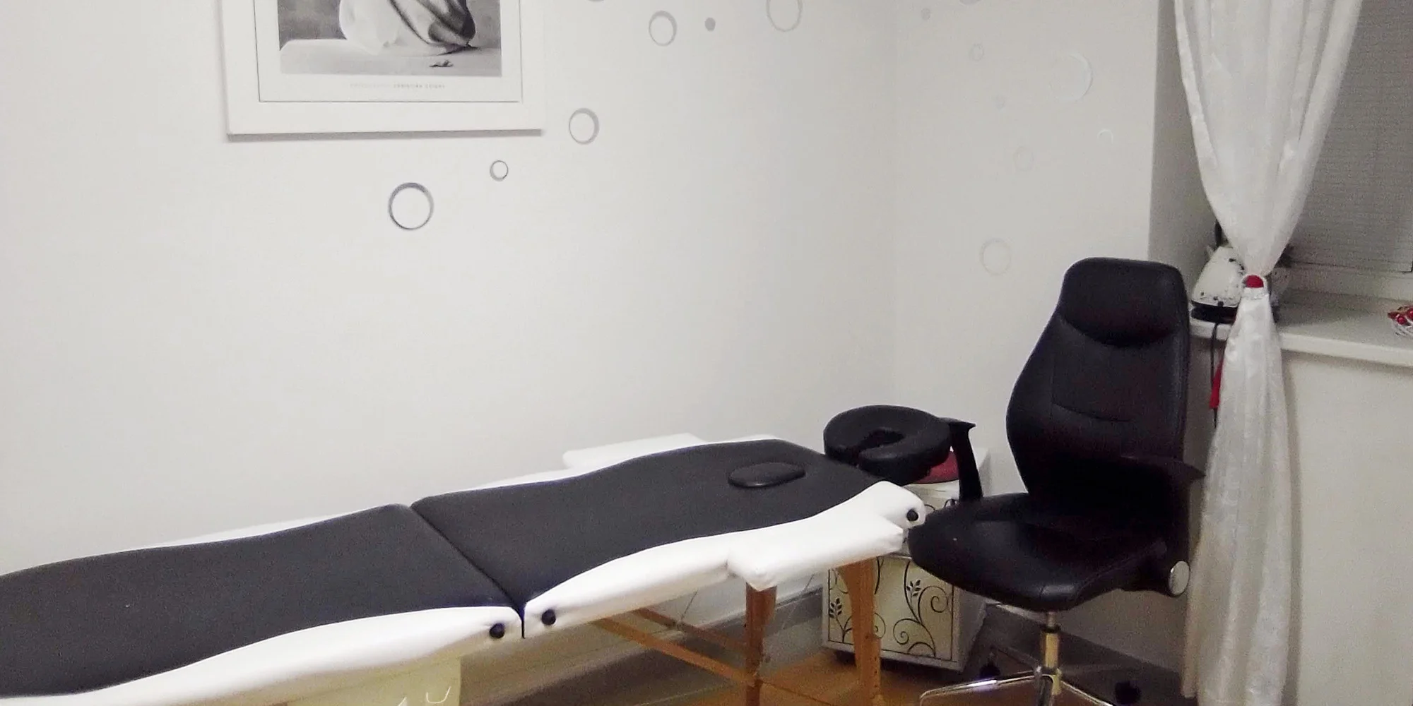 Neinvazivní liposukce: ošetření jedné partie podle výběru kavitací i permanentky