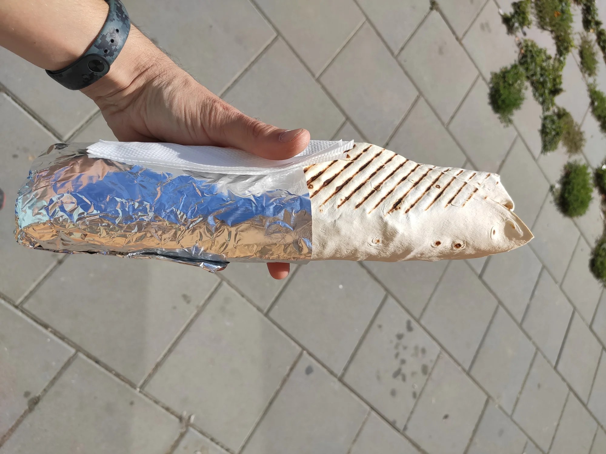 Pořádné jídlo: dürüm, döner, talíř kebabu s hranolky nebo falafel i s nápojem