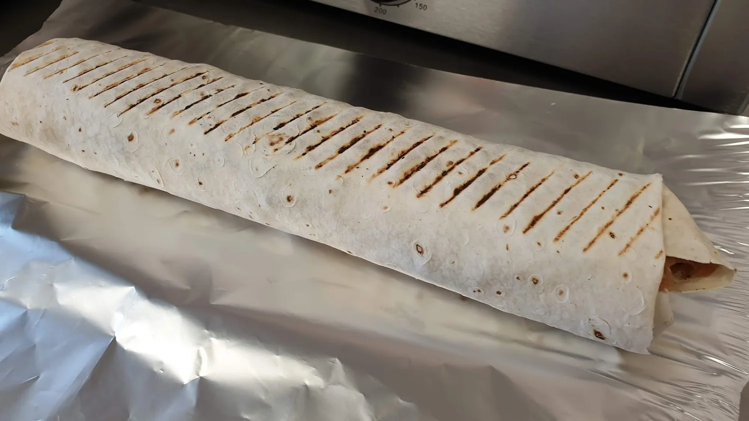Pořádné jídlo: dürüm, döner, talíř kebabu s hranolky nebo falafel i s nápojem