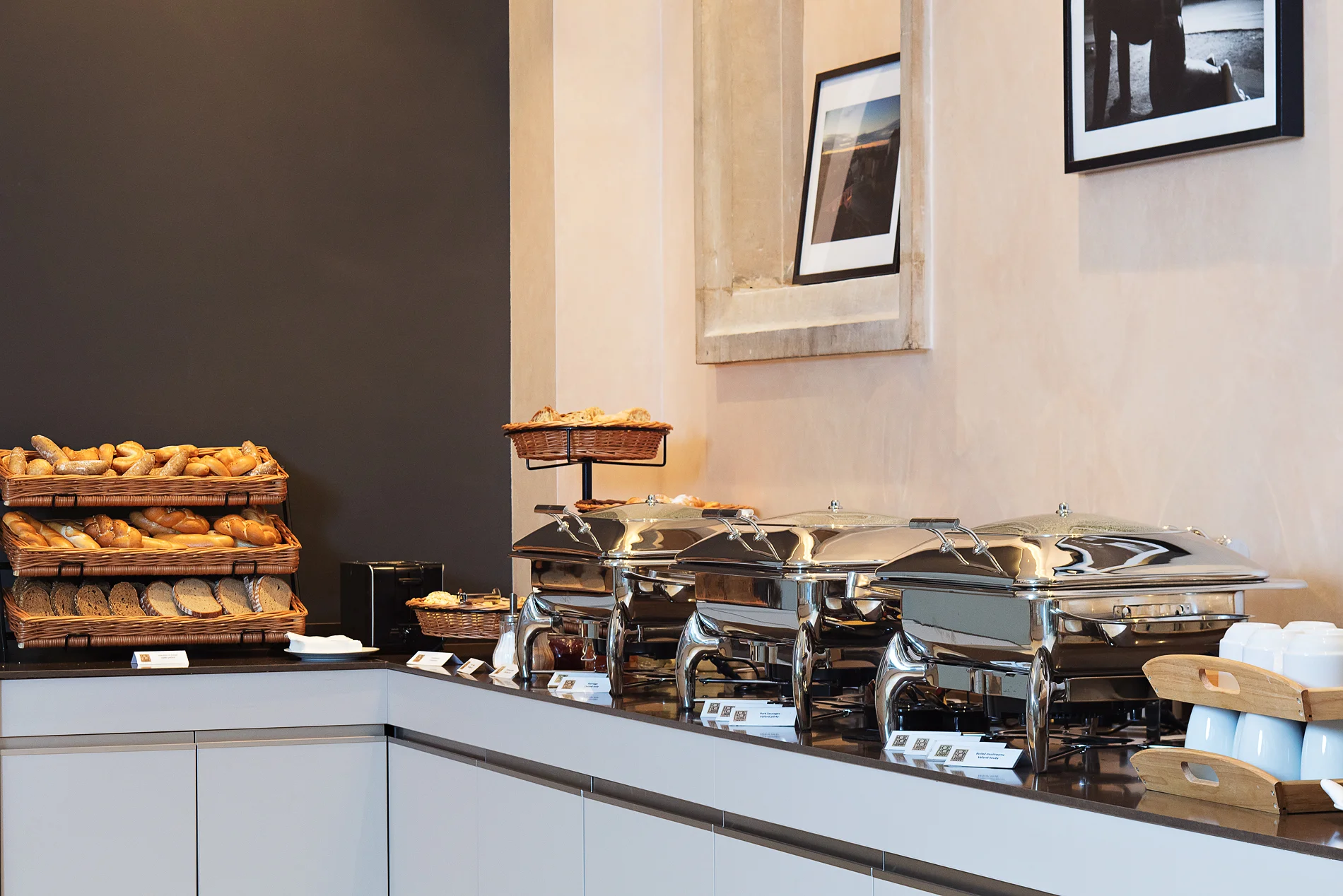Bohatá bufetová snídaně v 5* hotelové restauraci pro 1 či 2 osoby, o víkendu i s proseccem