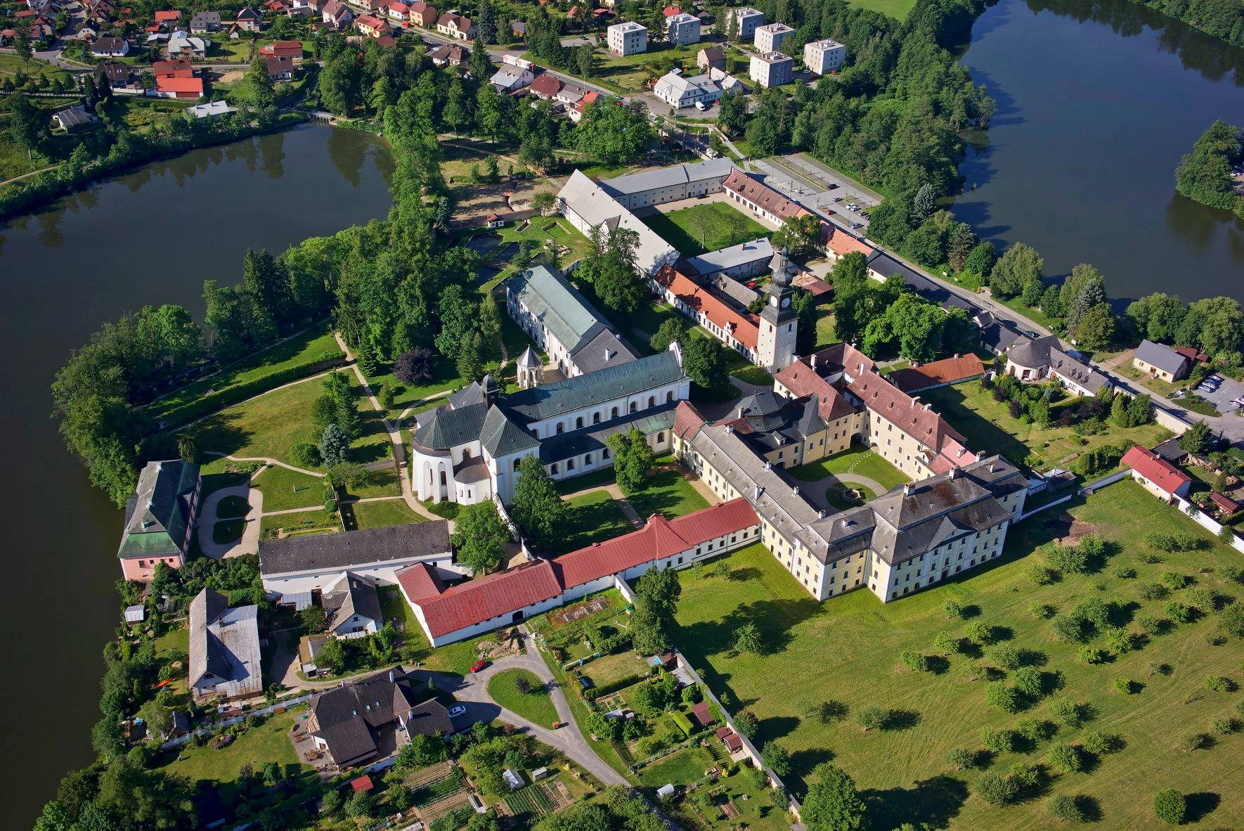 Ubytování na zámku ve Žďáru nad Sázavou a vstupenka do Muzea nové generace