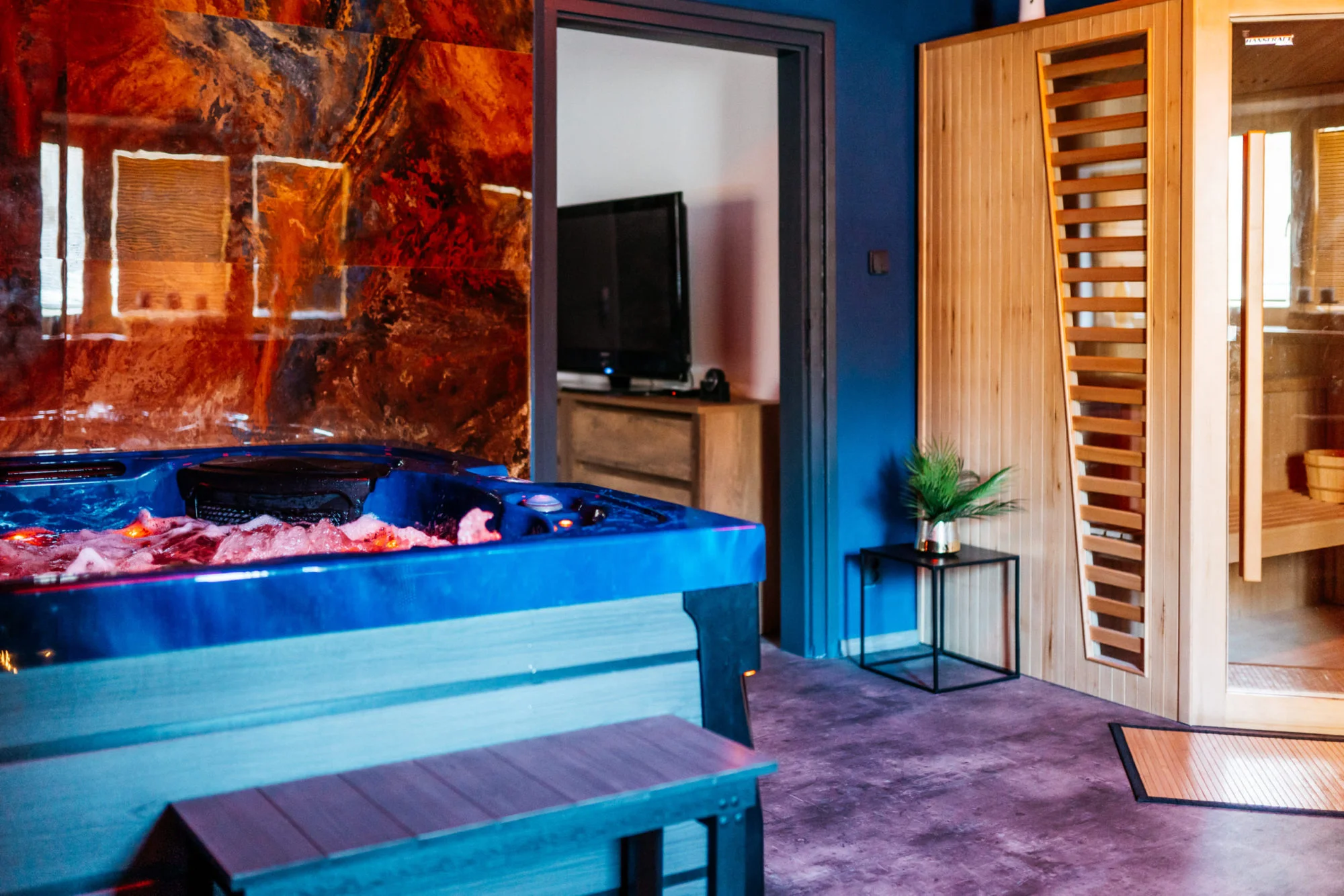 Božský relax pro 2 osoby: 2 hodiny privátního wellness i s lahví sektu