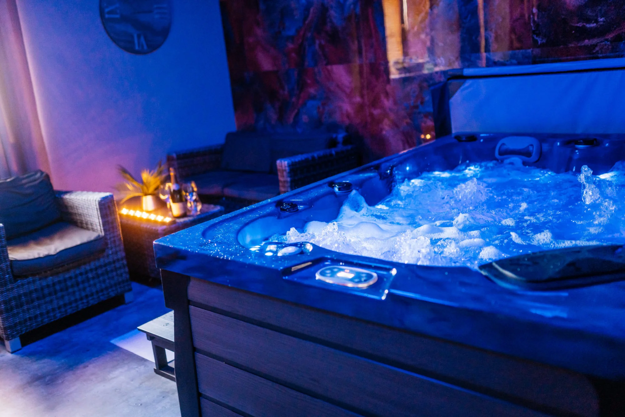 Božský relax pro 2 osoby: 2 hodiny privátního wellness i s lahví sektu
