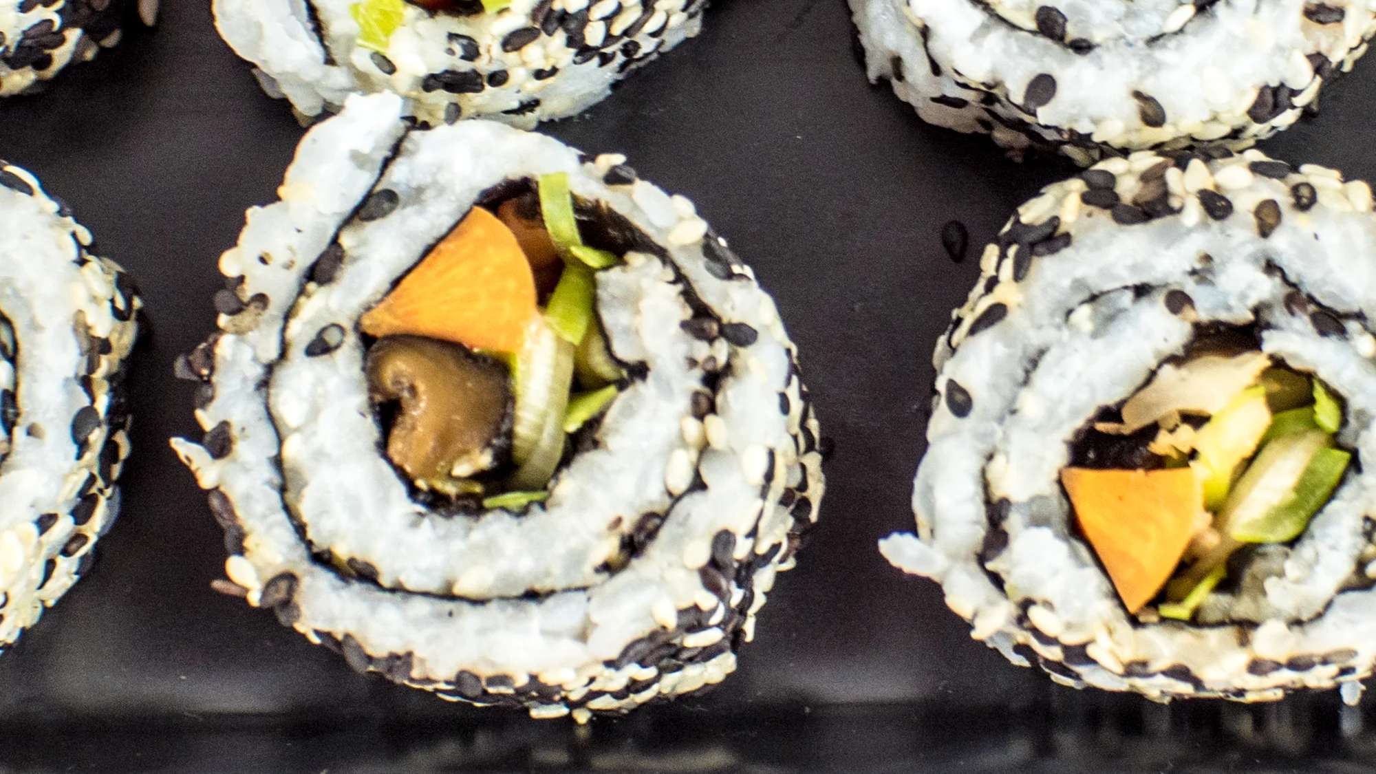 Naučte se sushi z pohodlí domova: 2,5 hod. videolekcí v online kurzu