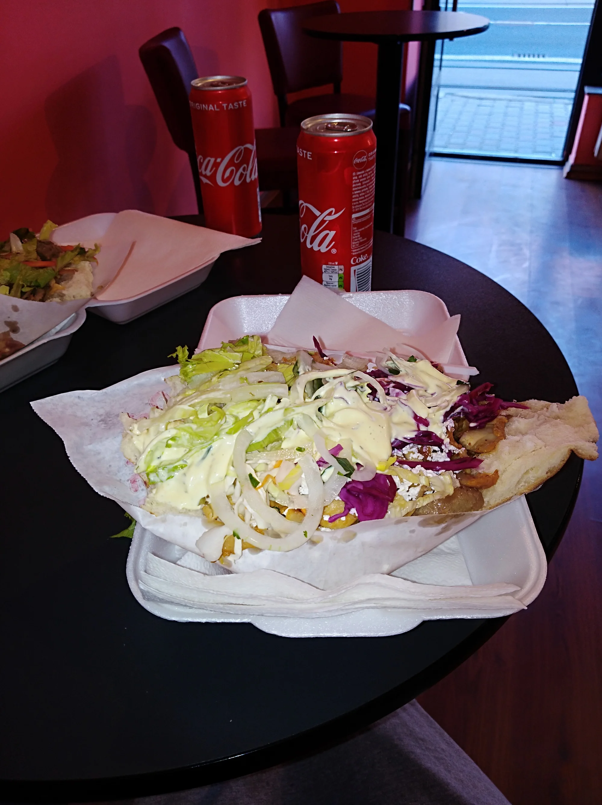 Kebab podle výběru: döner v chlebu či dürüm v tortile i se sýrem