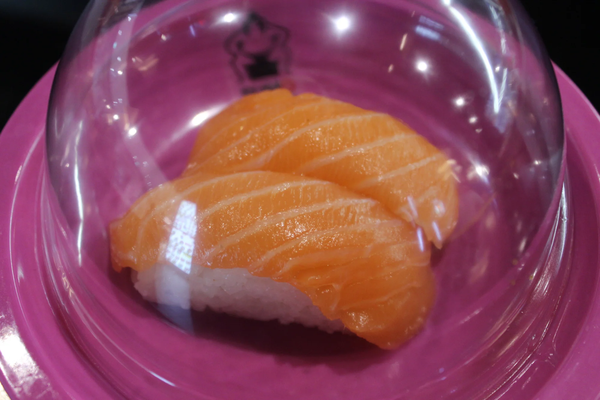 Running sushi v Hradci Králové: 2 h konzumace asijských pochoutek pro dospělé i děti