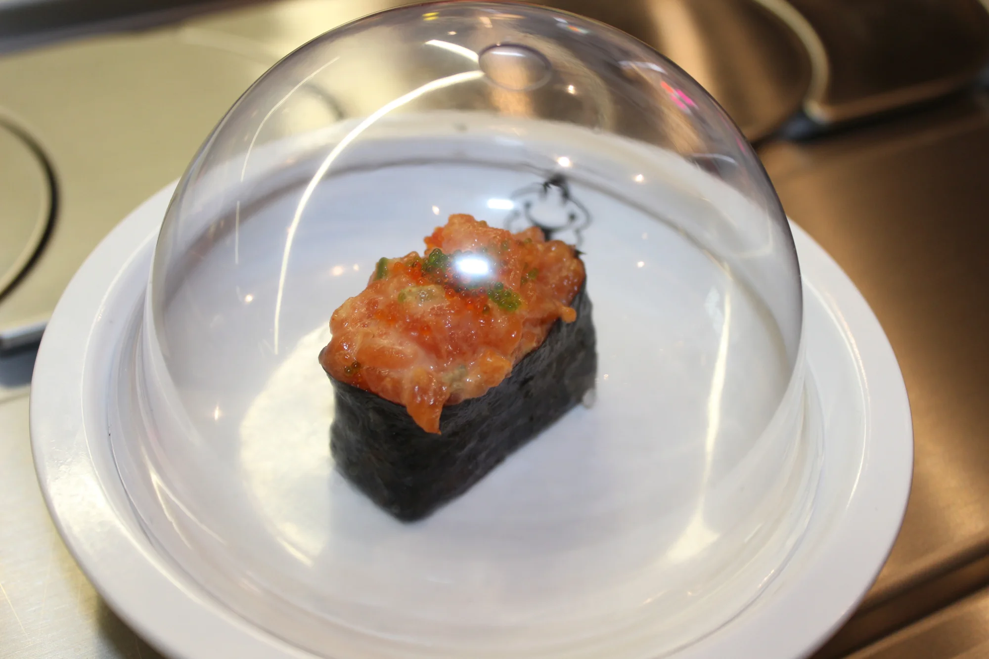 Running sushi v Hradci Králové: 2 h konzumace asijských pochoutek pro dospělé i děti