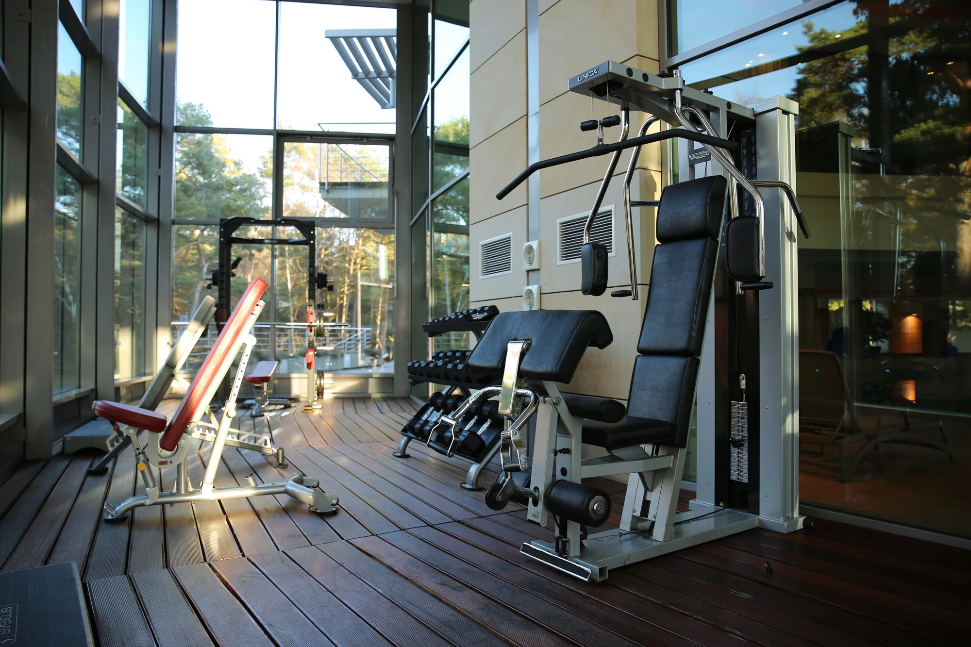 Dovolená u Baltu: 5* hotel se soukromou pláží, polopenze i neomezený vstup do termálního wellness