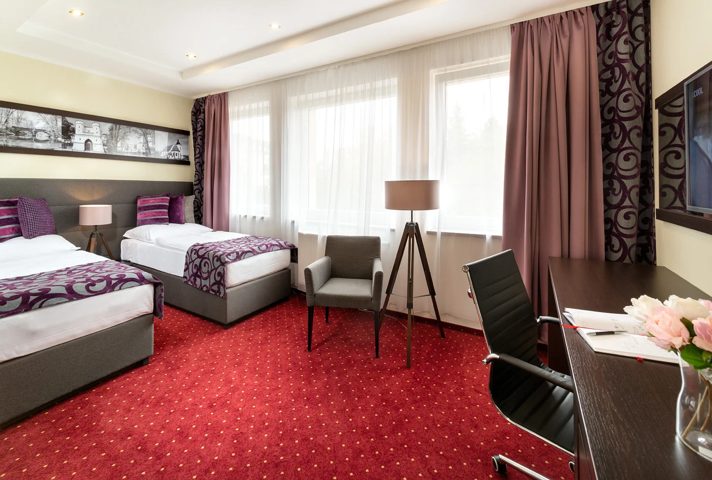 Hotel v bývalé továrně ve Vlašimi: snídaně, polopenze a bowling či wellness
