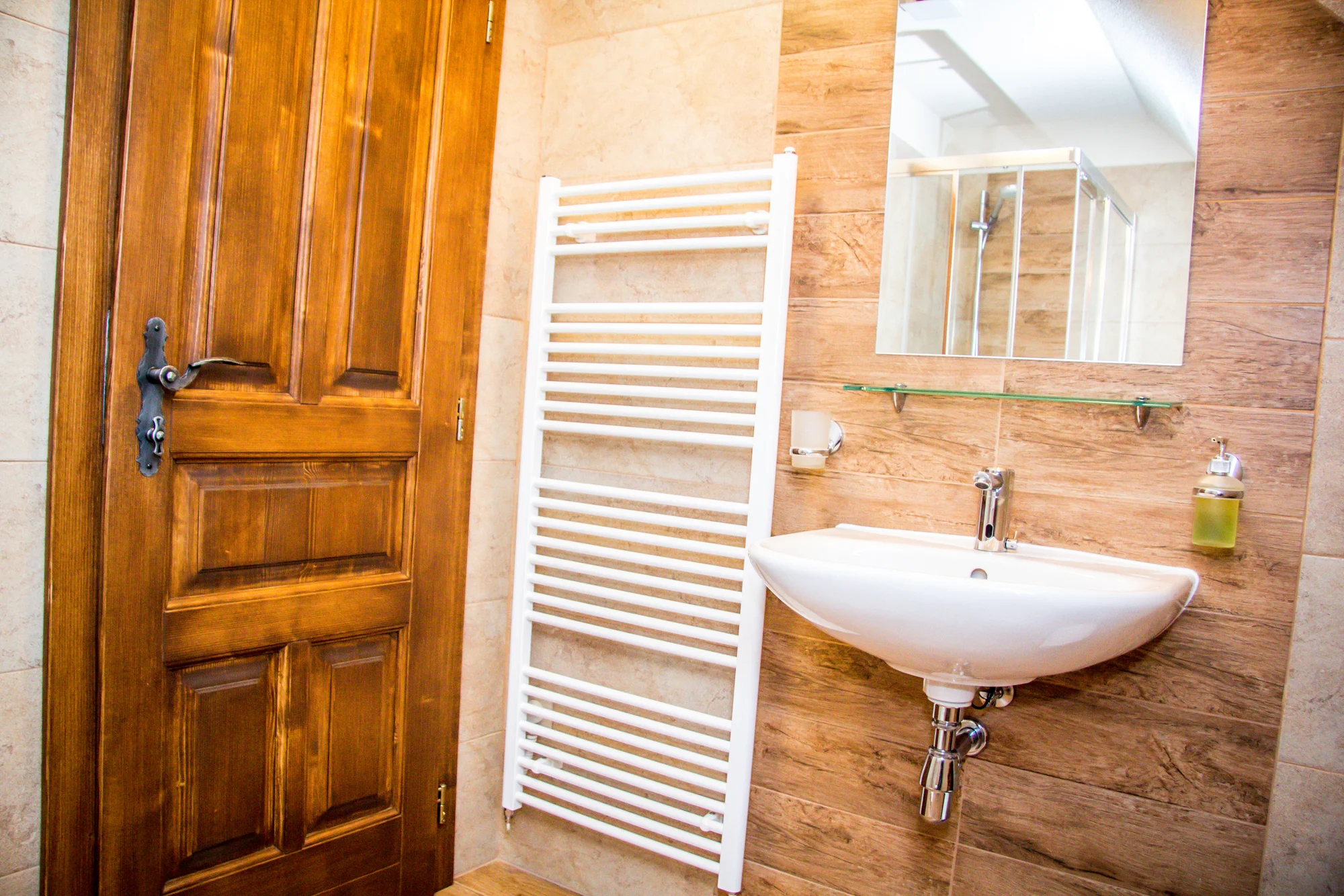 Exkluzivní dovolená v Malé Fatře: pobyt v komfortních apartmánech nebo na chatě Alpina