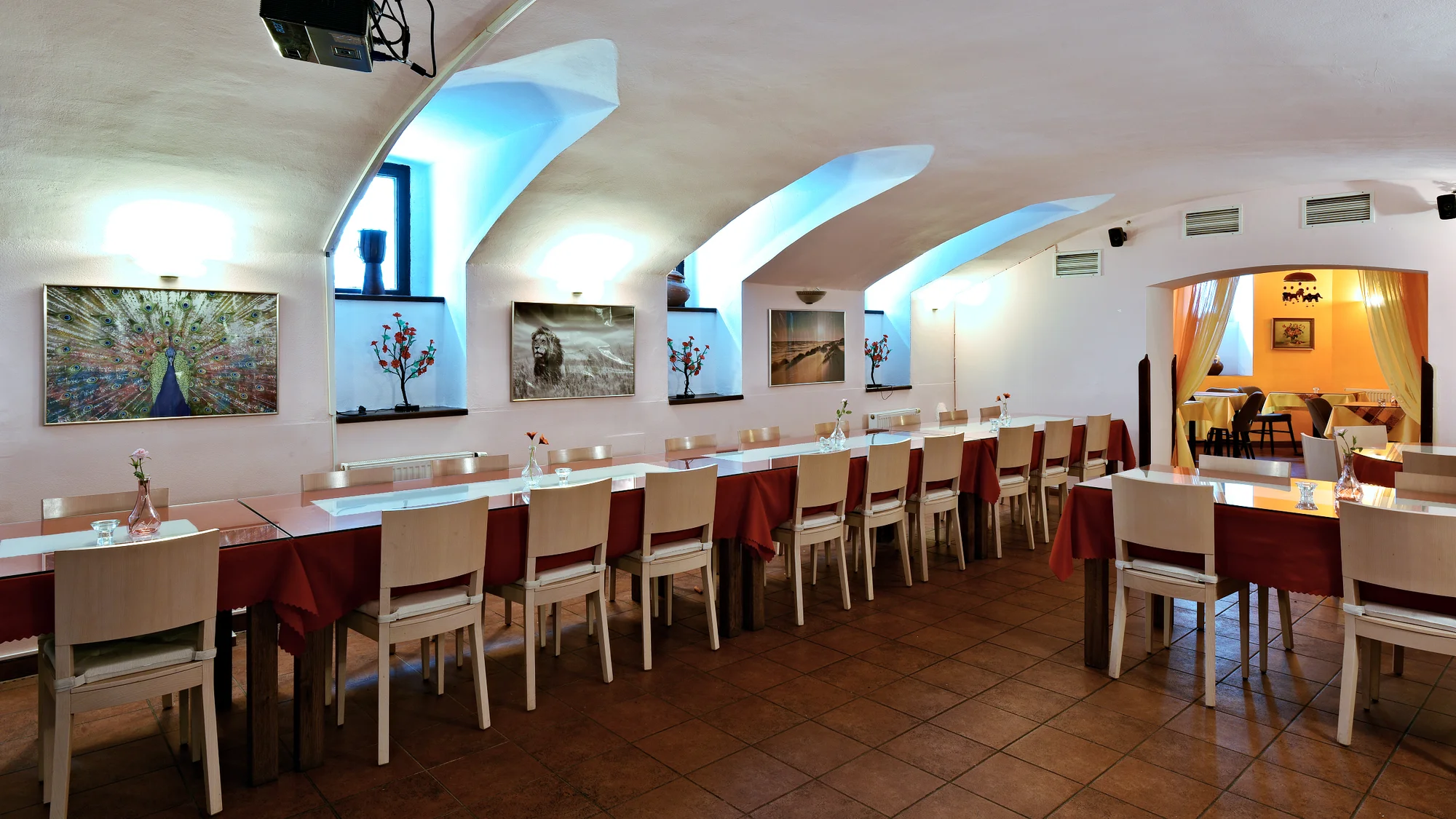 Indické masové i vegetariánské menu pro 2 osoby v centru Prahy