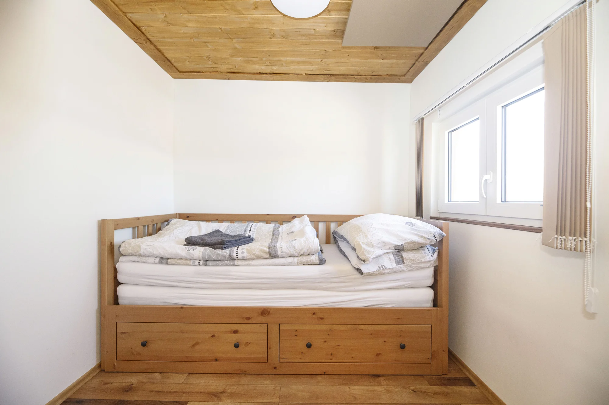 Dovolená u Lipna: bungalov či apartmán se vstupem do wellness