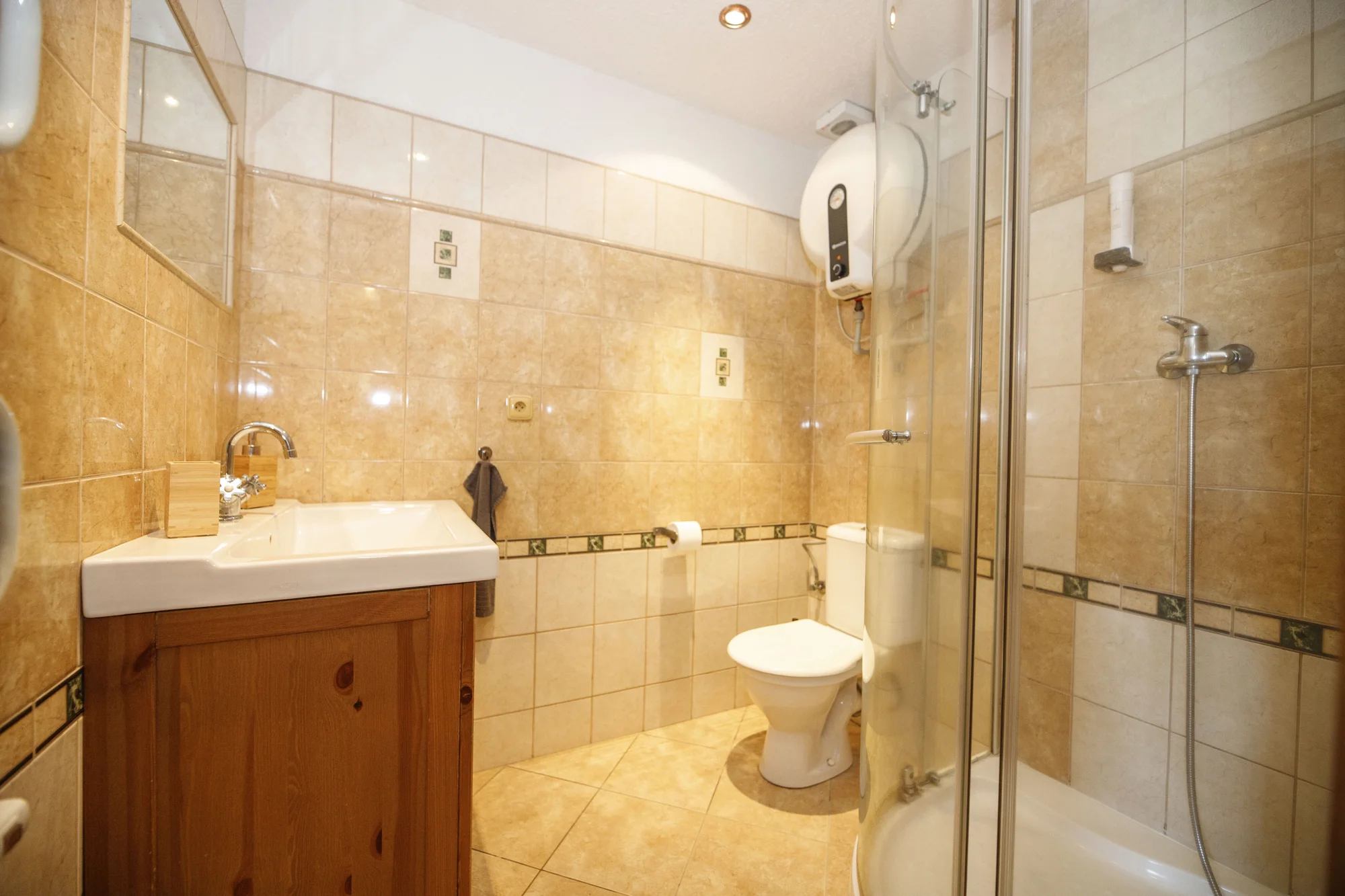 Dovolená u Lipna: bungalov či apartmán se vstupem do wellness