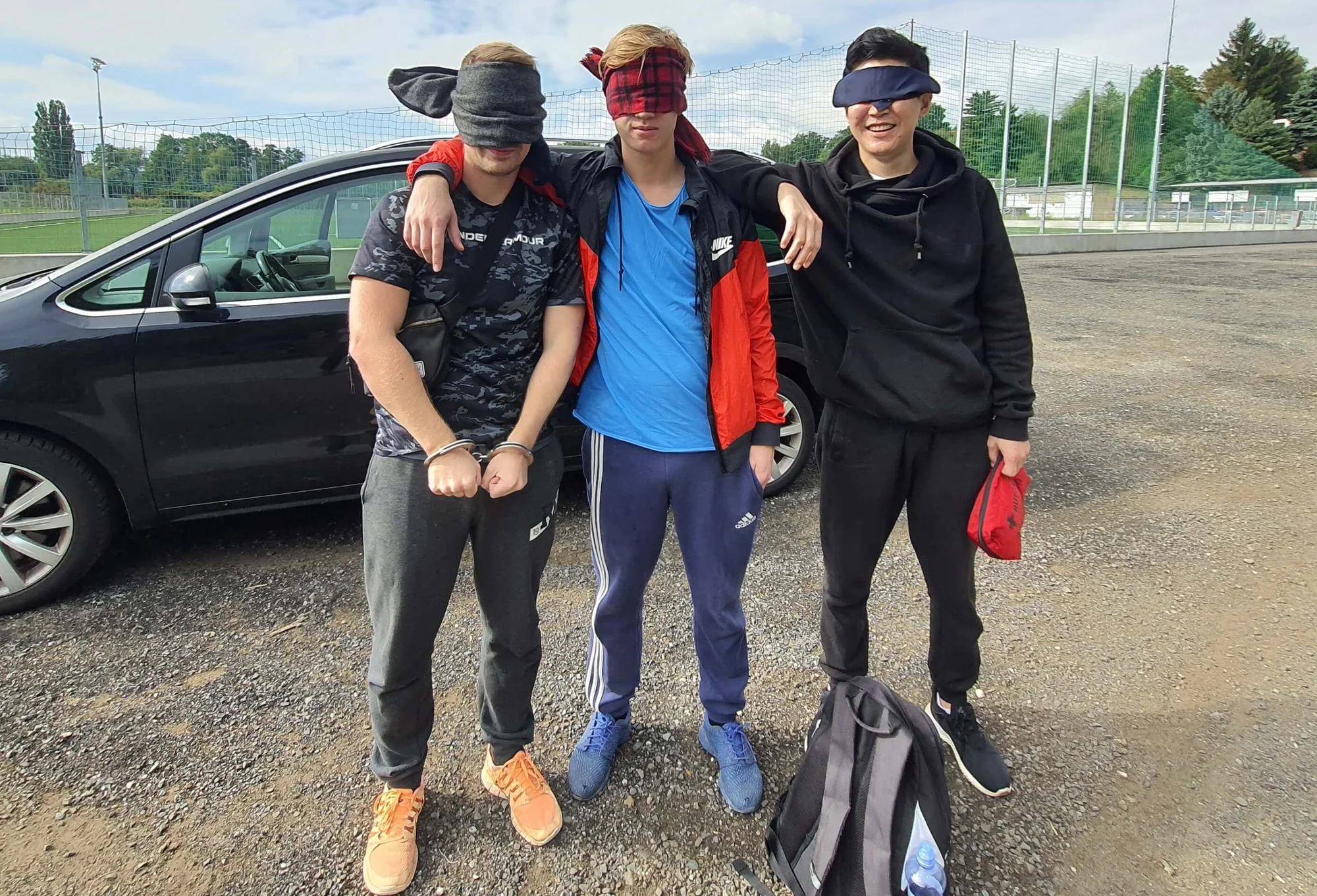Outdoor unikovka pro 2–12 přátel: najděte se po vysazení na odlišných místech