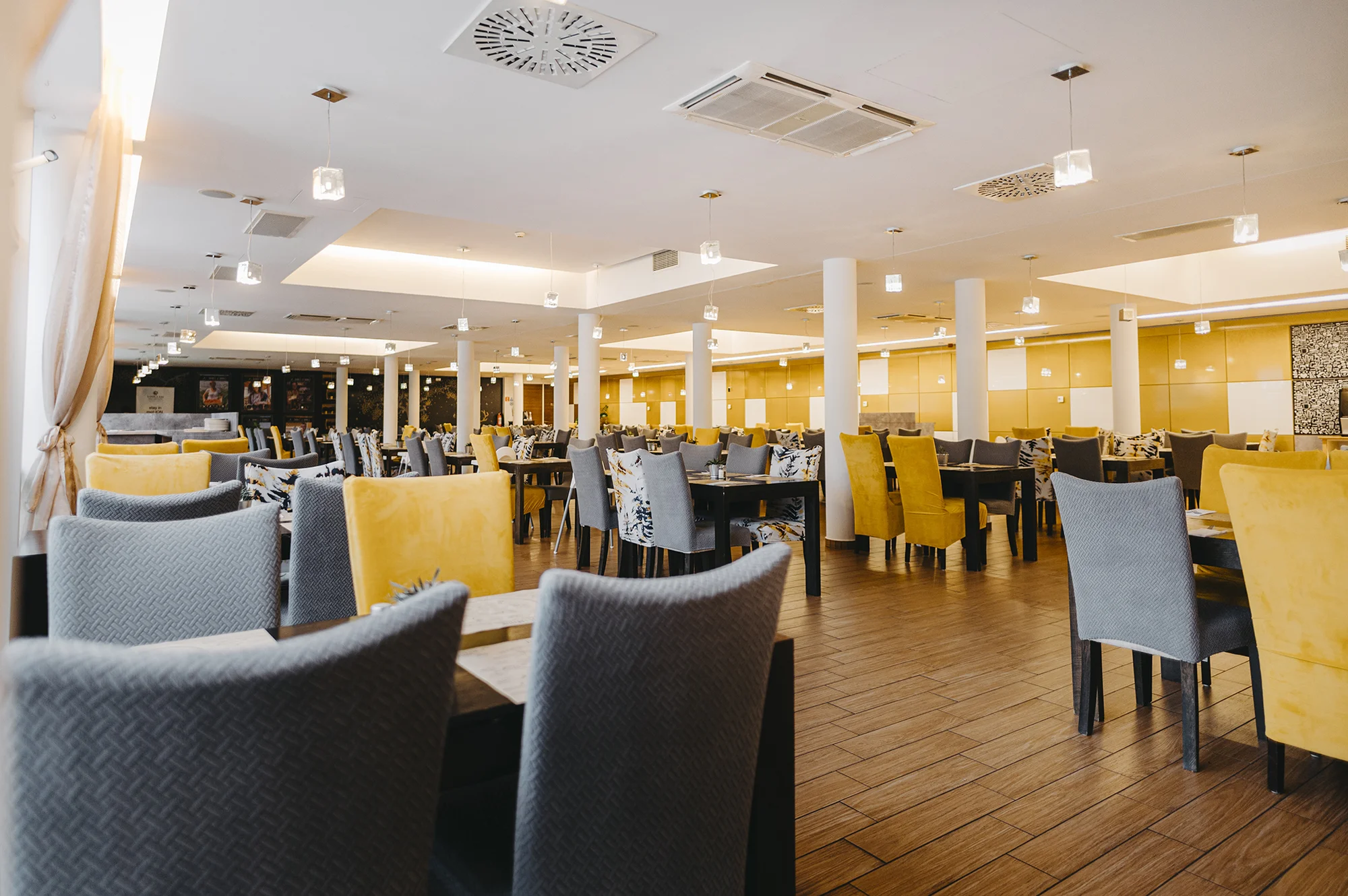S rodinou do Chorvatska: 4* hotel s polopenzí či all inclusive, termální bazény, aquapark a 2 děti zdarma