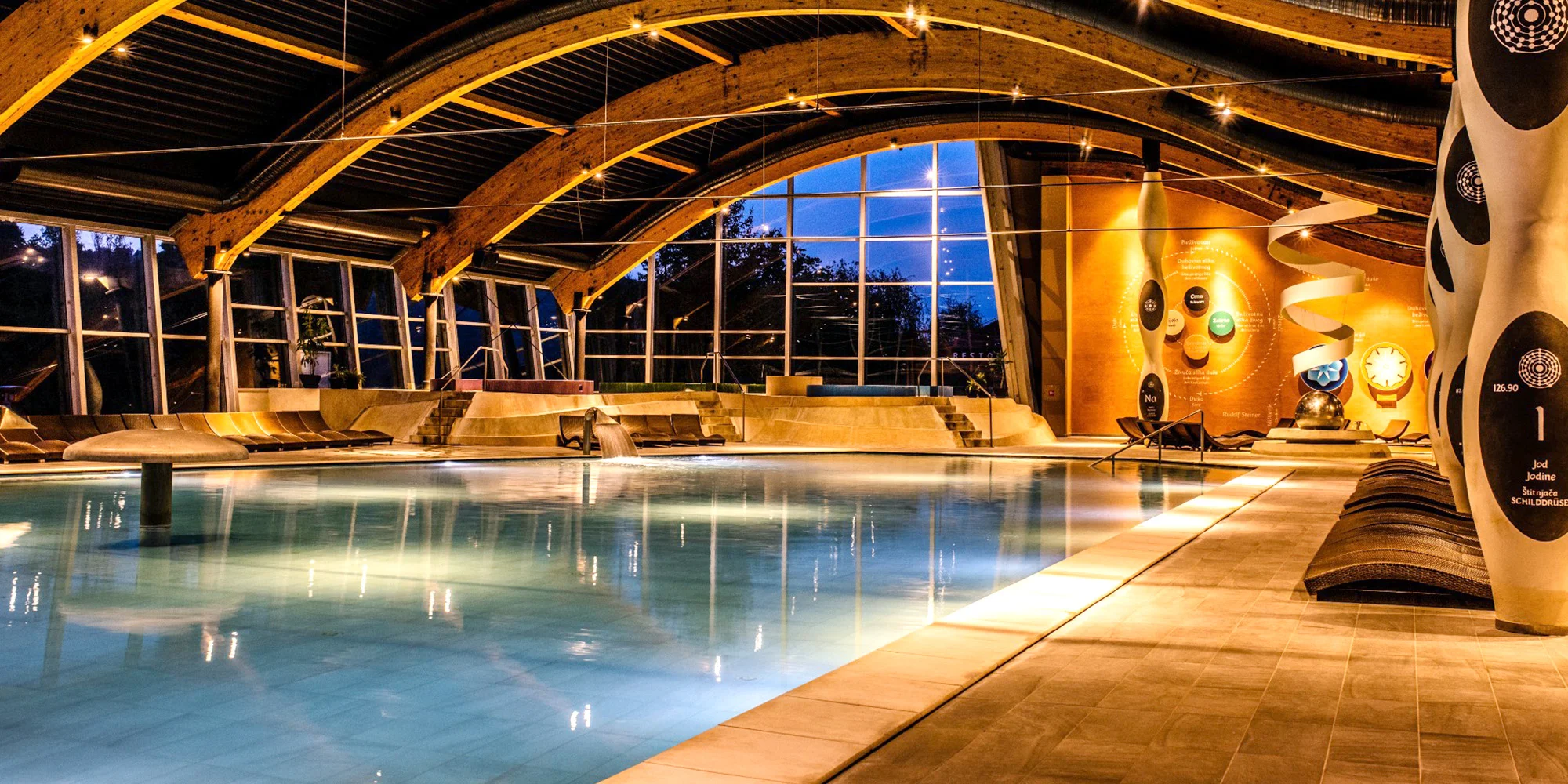 S rodinou do Chorvatska: 4* hotel s polopenzí či all inclusive, termální bazény, aquapark a 2 děti zdarma