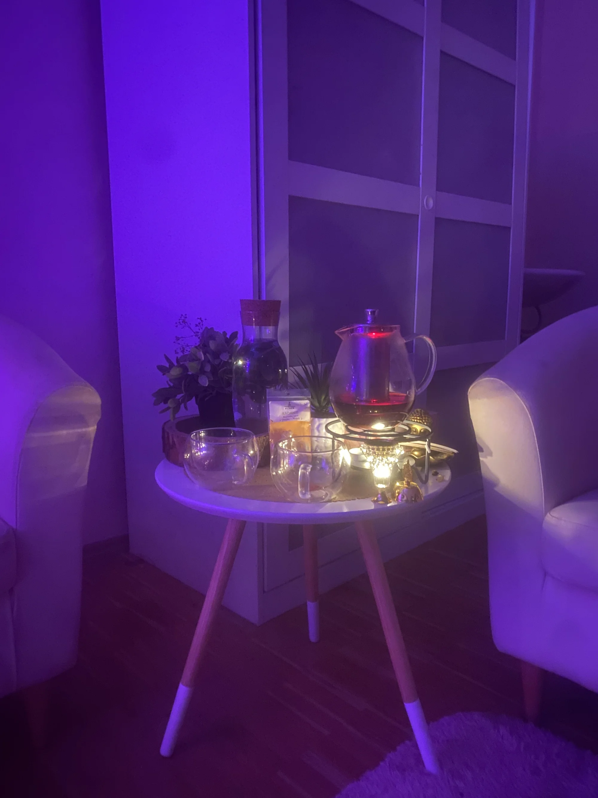 Thajská masáž či baňkování dle výběru v délce 40 a 60 minut: prvky čínské medicíny, ájurvédy a shiatsu