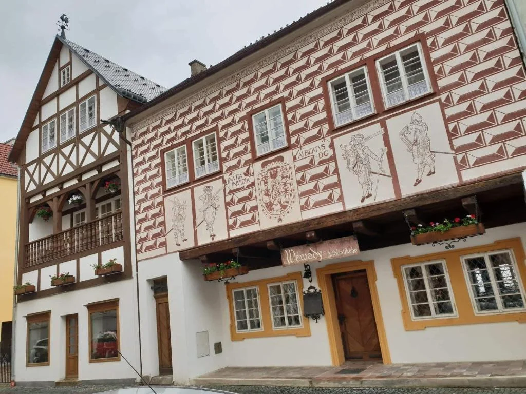 Ubytování se snídaní v romantických pokojích v centru Frýdlantu