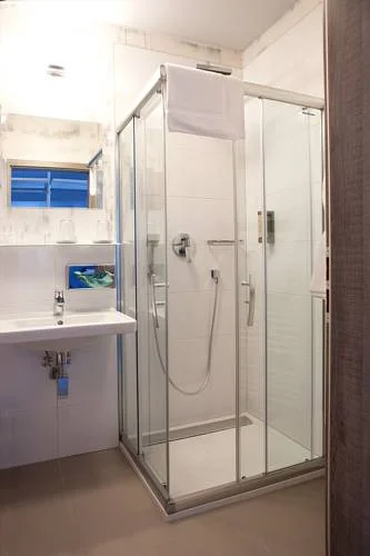 Romantika v podzámčí až na 6 dní: snídaně, možnost romantické večeře i relaxu ve wellness