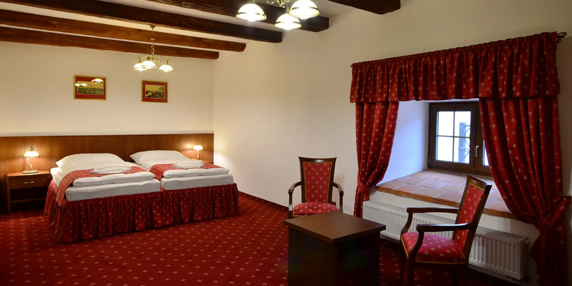 Krásný hotel u pivovaru Klášter: wellness a polopenze s večeřemi při svíčkách