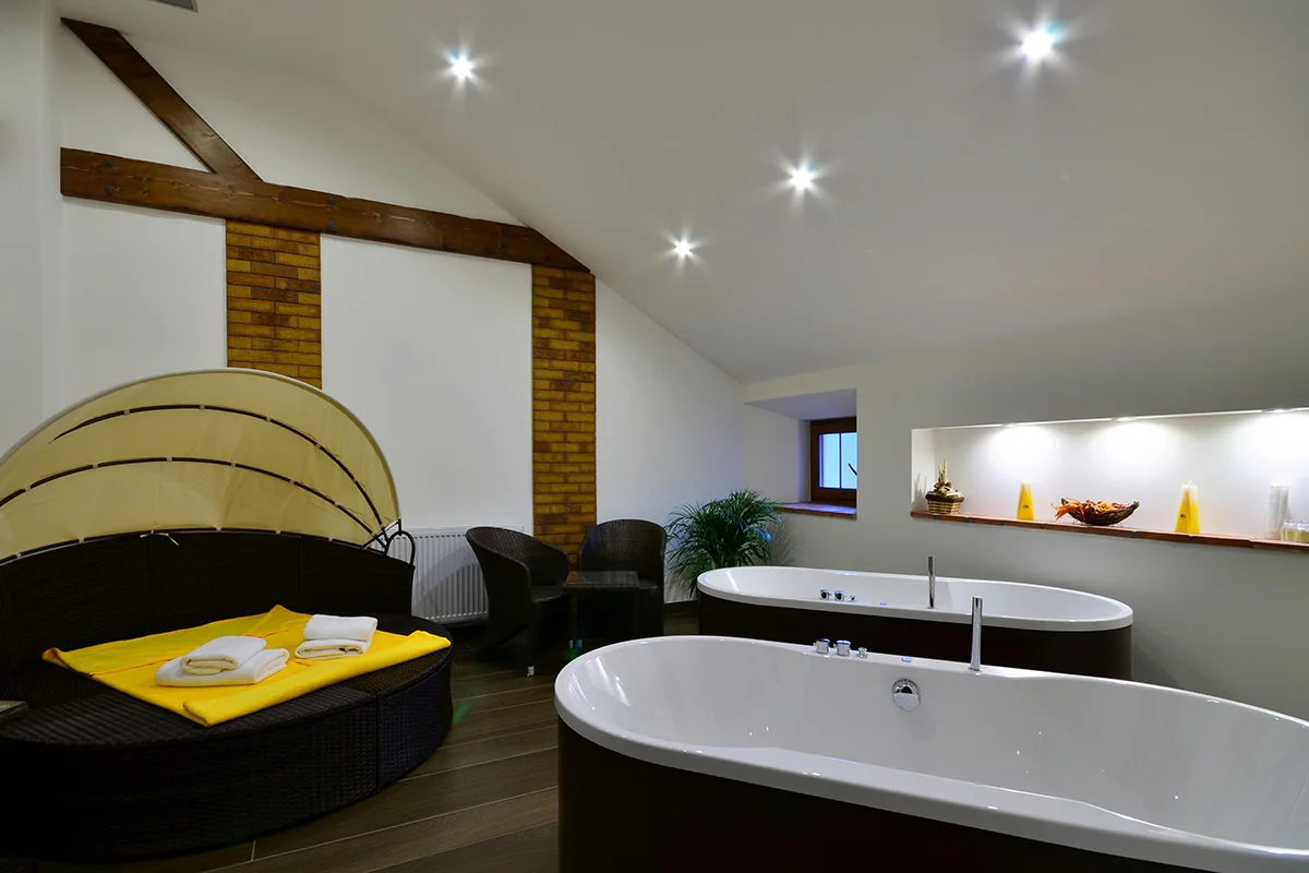 Krásný hotel u pivovaru Klášter: wellness a polopenze s večeřemi při svíčkách