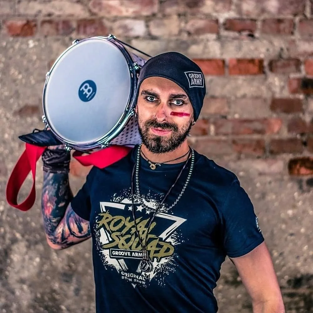 Vstupy na otevřené lekce v bubenické škole Groove Army Academy