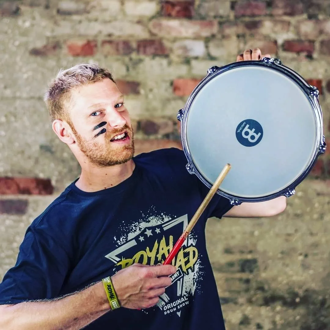 Vstupy na otevřené lekce v bubenické škole Groove Army Academy