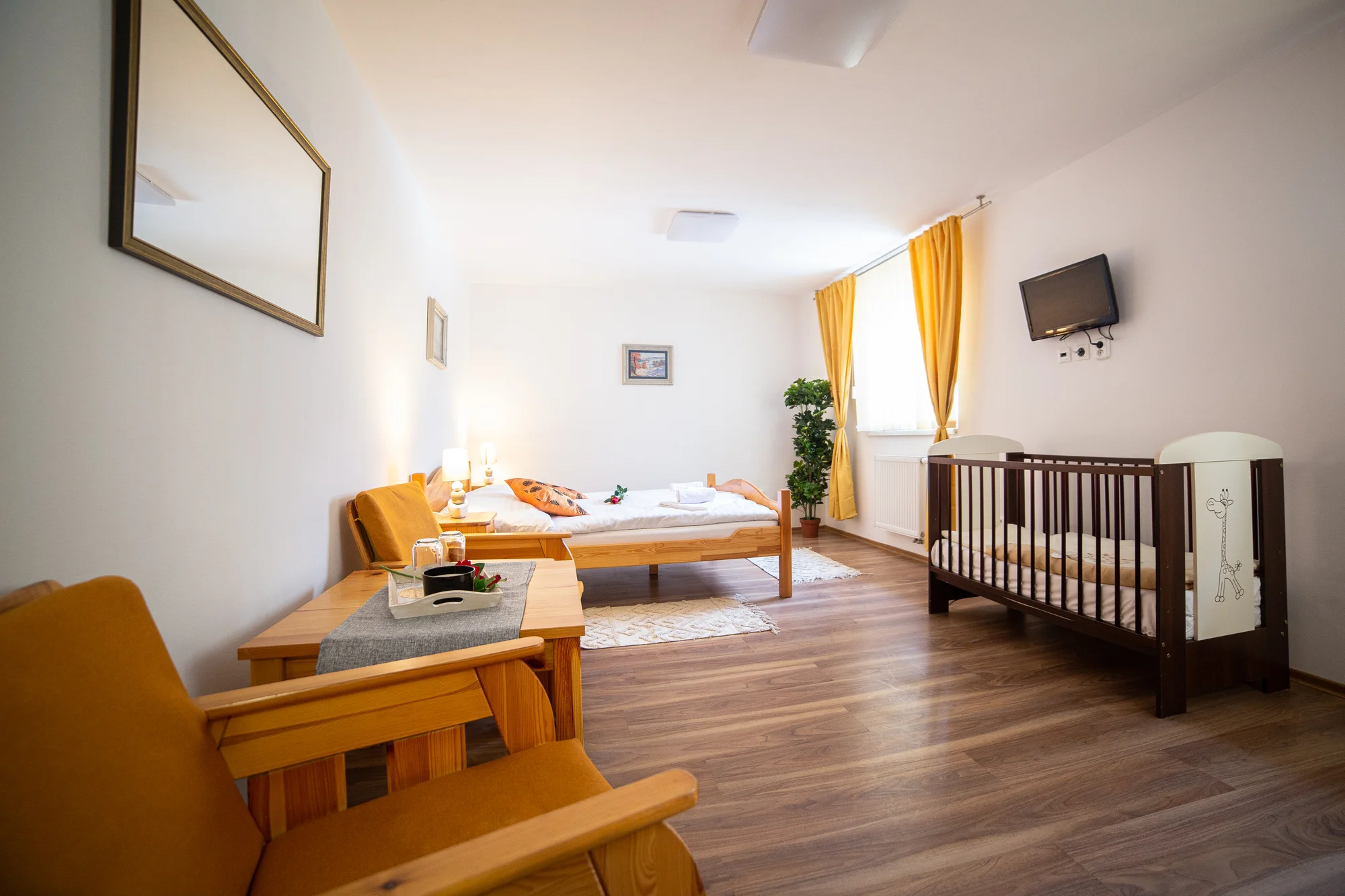 Penzion přímo v centru Rajeckých Teplic: relax, krásná příroda i polopenze