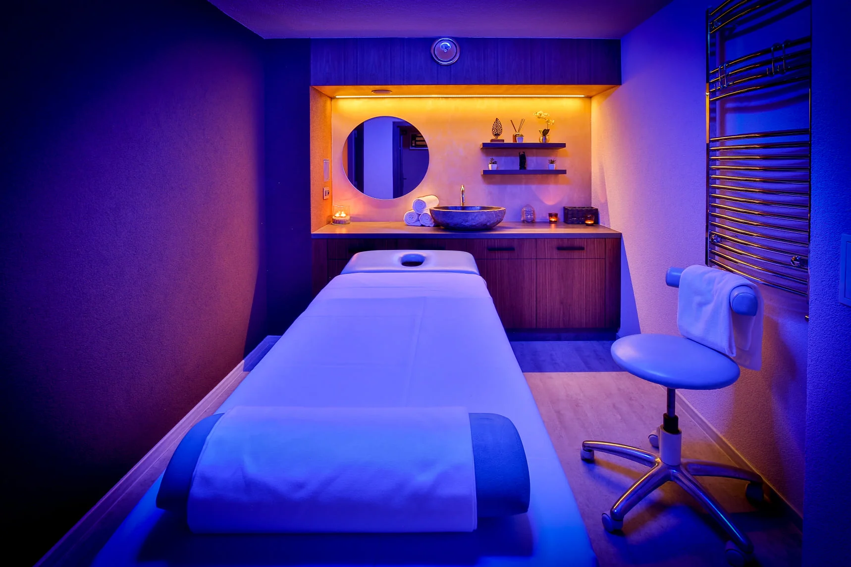 4* relax v Hluboké nad Vltavou se snídaní nebo polopenzí, wellness i kreditem na další služby