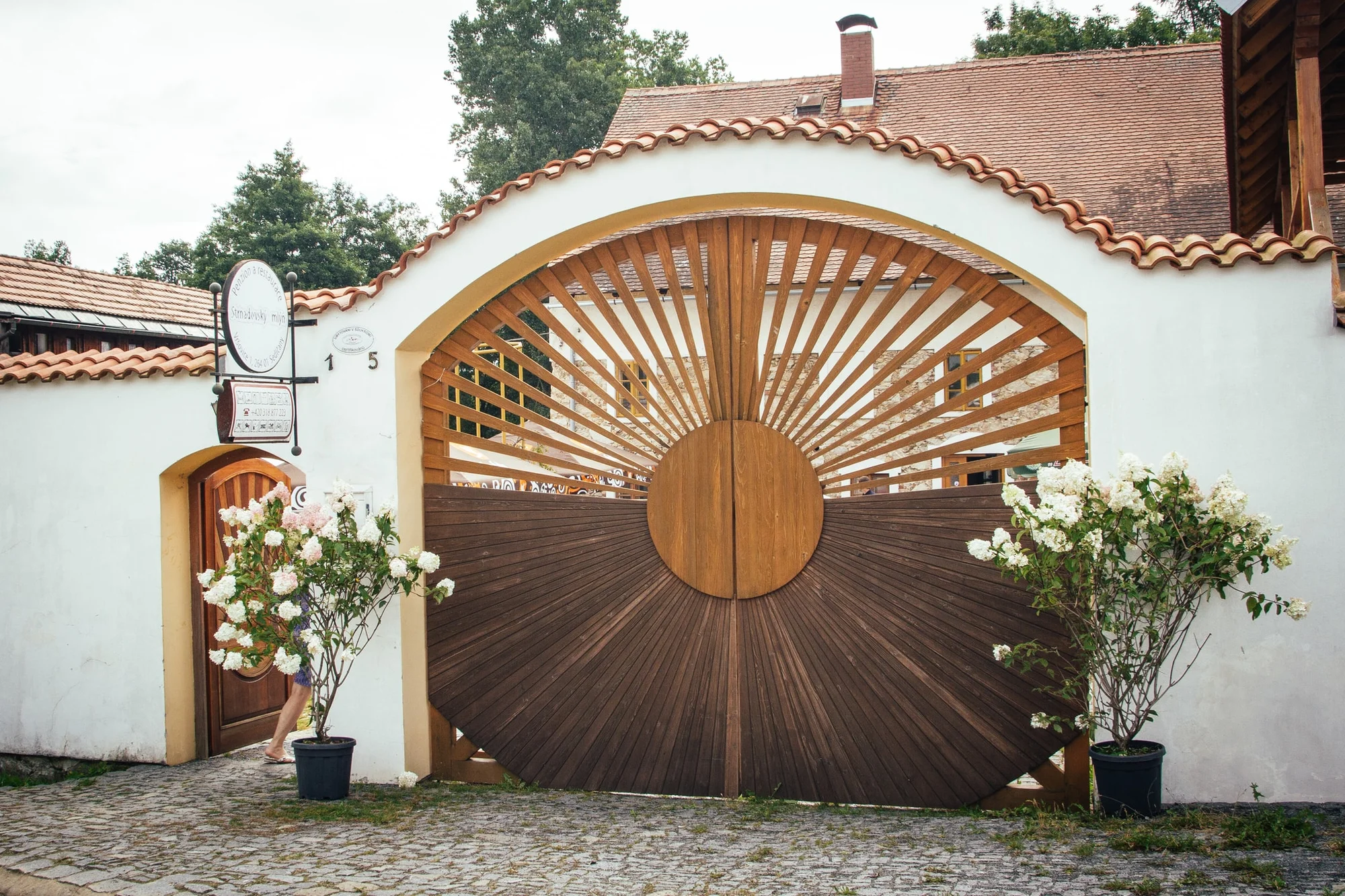 Stylová dovolená nedaleko Sedlčan: pohoda se snídaní a výlety