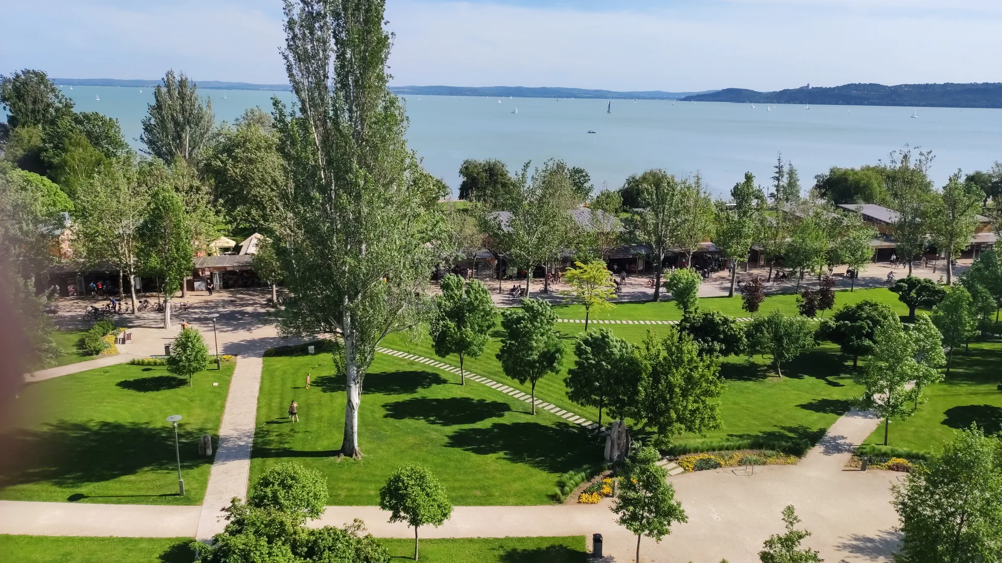 Parádní pobyt v Maďarsku: ubytování s polopenzí, neomezený wellness, soukromá pláž