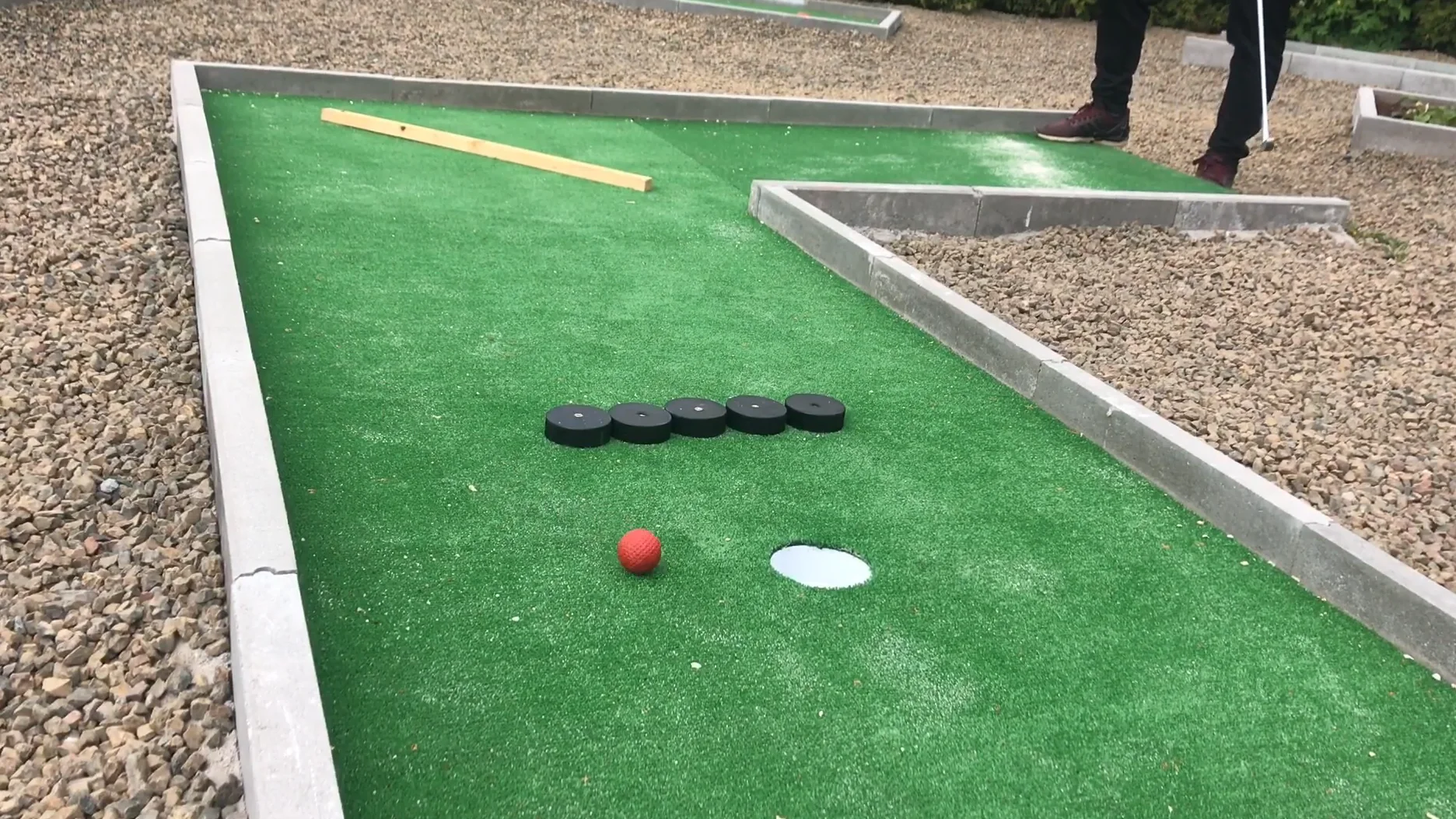 Vstup na fotbalgolf, minigolf i fotbalpool pro dva či celou rodinu na celý den