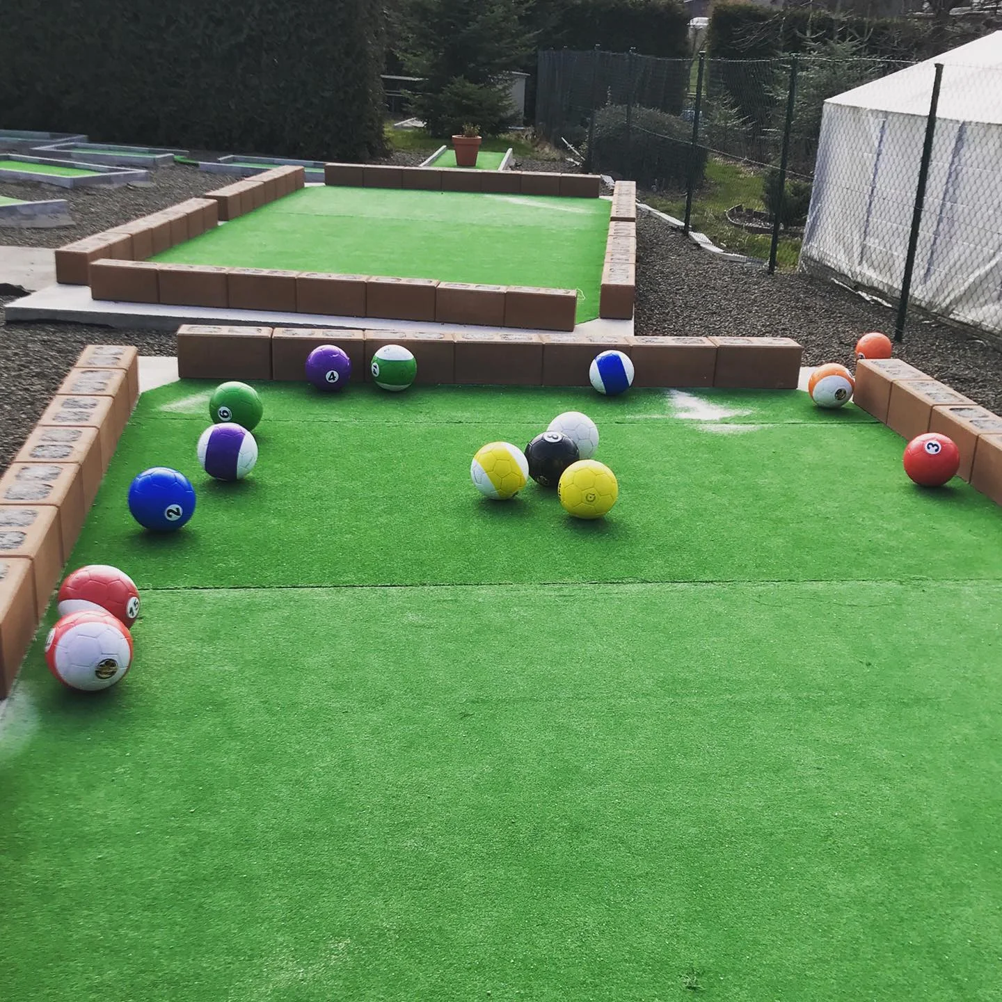 Vstup na fotbalgolf, minigolf i fotbalpool pro dva či celou rodinu na celý den