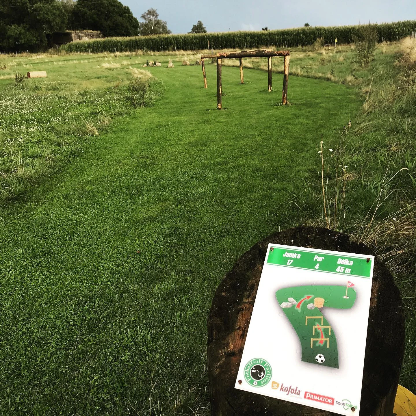 Vstup na fotbalgolf, minigolf i fotbalpool pro dva či celou rodinu na celý den