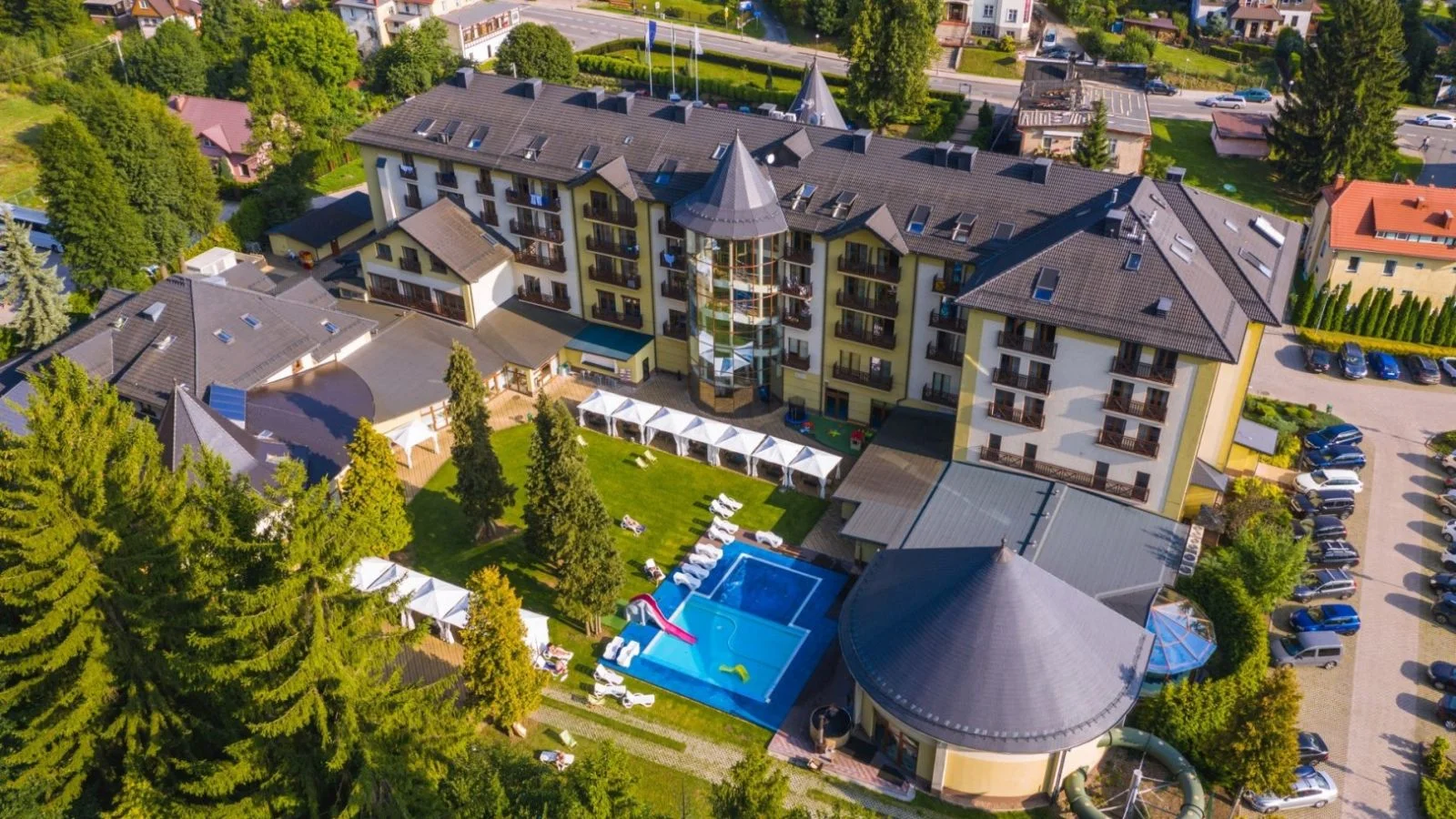 Pobyt v lázeňském městě Kudowa-Zdrój: polopenze, neomezený wellness i herny a animační programy
