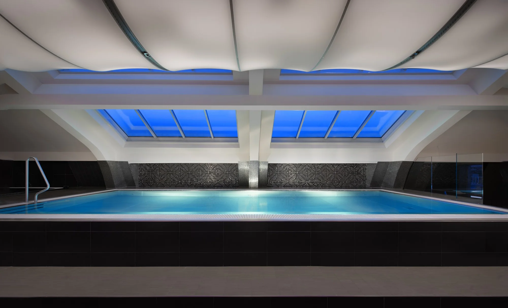 Budapešť: pobyt ve 4* hotelu Continental se snídaní a neomezeným wellness