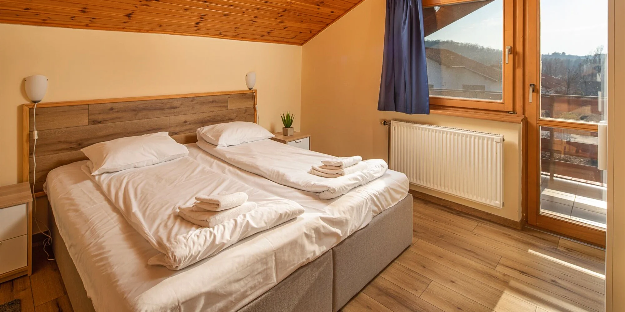 Relax pro rodinu nebo partu přátel blízko Budapešti: neomezeně wellness, možnost polopenze a slevy, děti zdarma