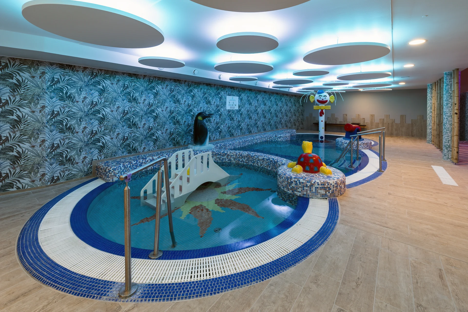 4* pobyt v Zalakarosi: neomezený wellness s termální vodou, polopenze a bohatý program pro rodiny s dětmi