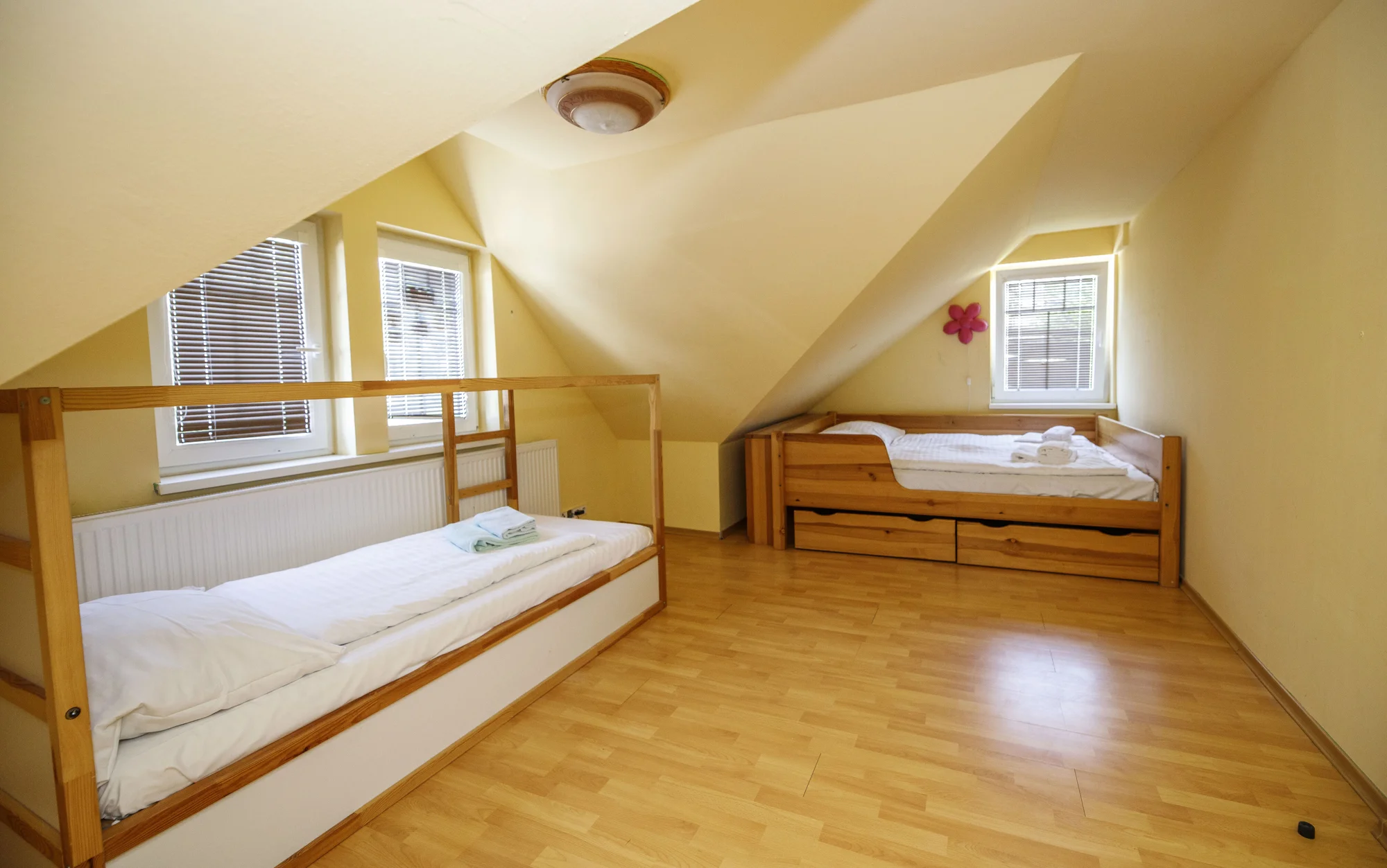 Rodinný pobyt na Bublavě v Krušných horách: pohodový baby friendly hotel se snídaní