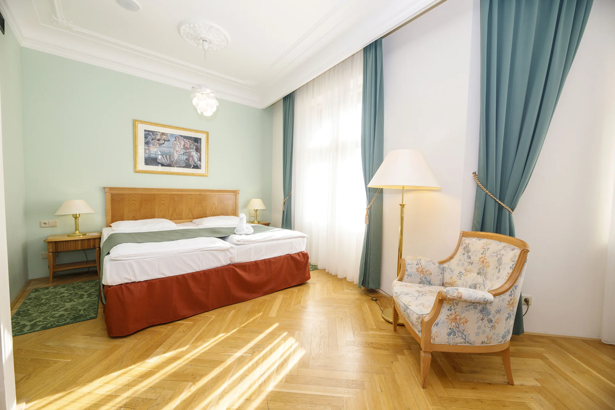 Pobyt v centru Karlových Varů: skvělé jídlo, procedury i neomezený wellness