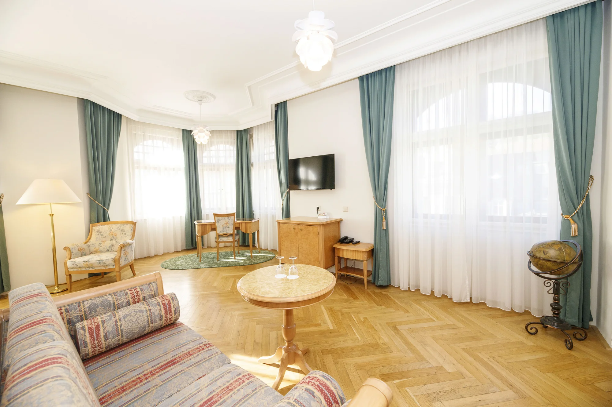 Pobyt v centru Karlových Varů: skvělé jídlo, procedury i neomezený wellness