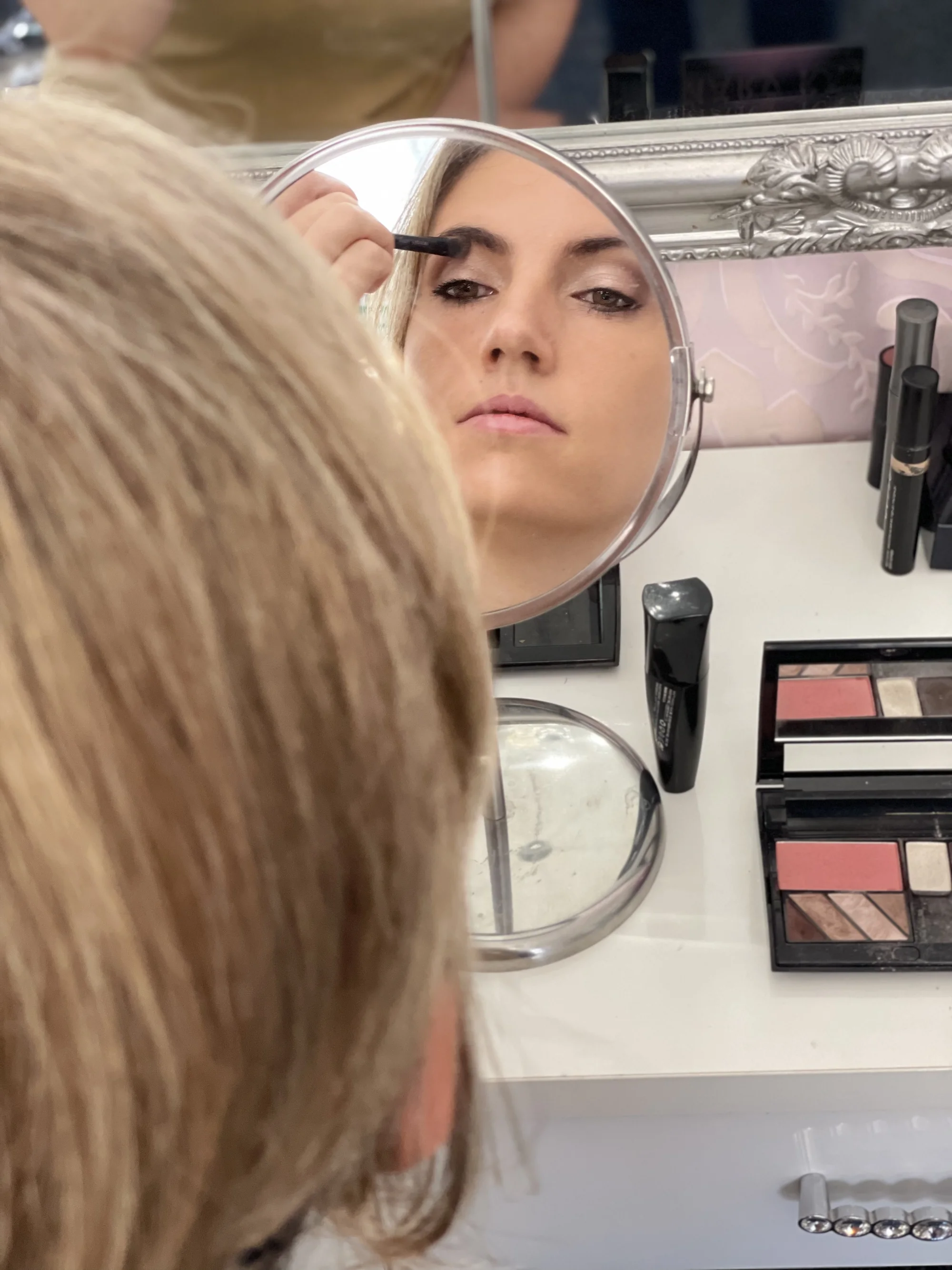 Najděte si svůj styl: individuální poradenství s módní stylistkou nebo vizážistkou