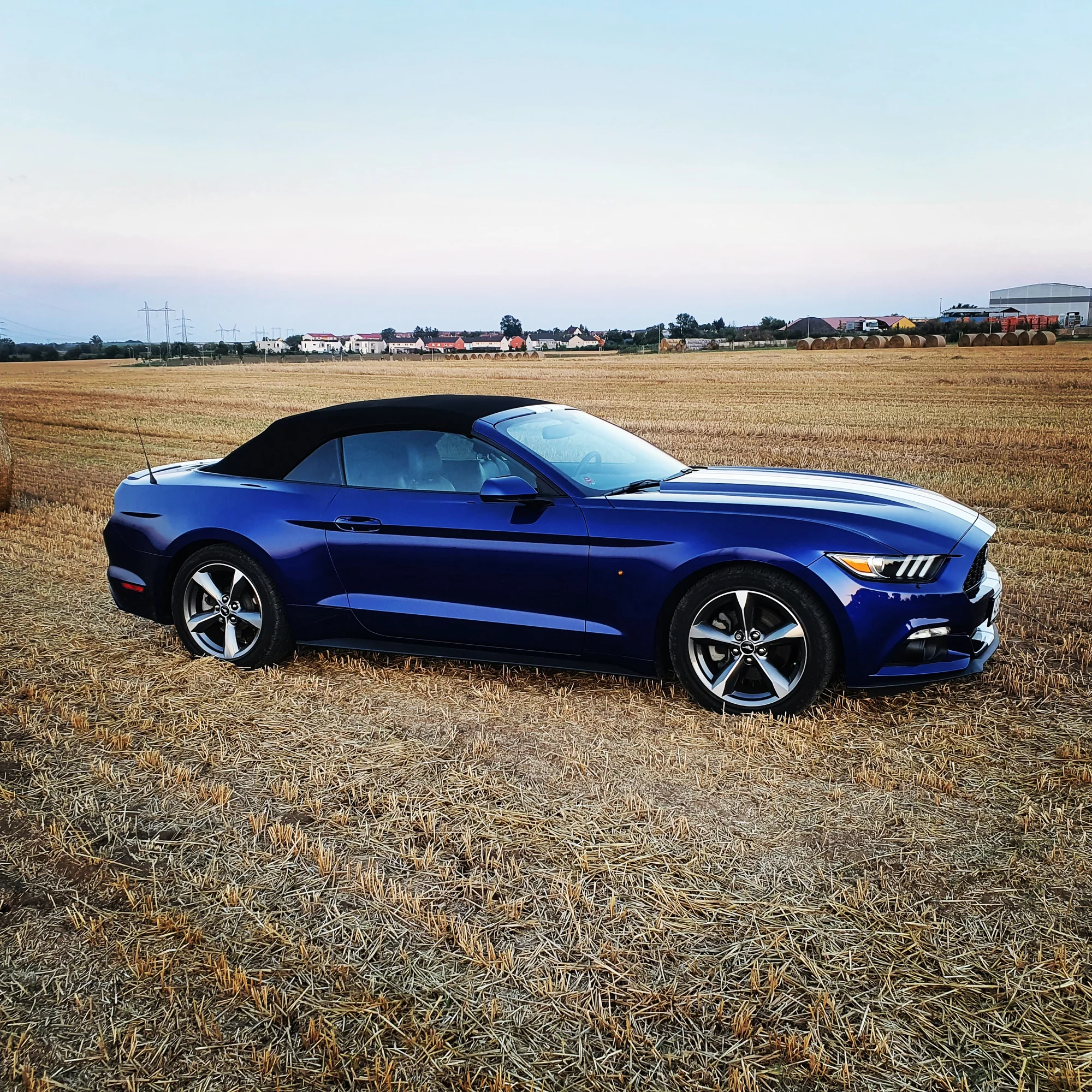 Nadupaný Ford Mustang Cabrio: zapůjčení na 15–60 minut nebo až celý den