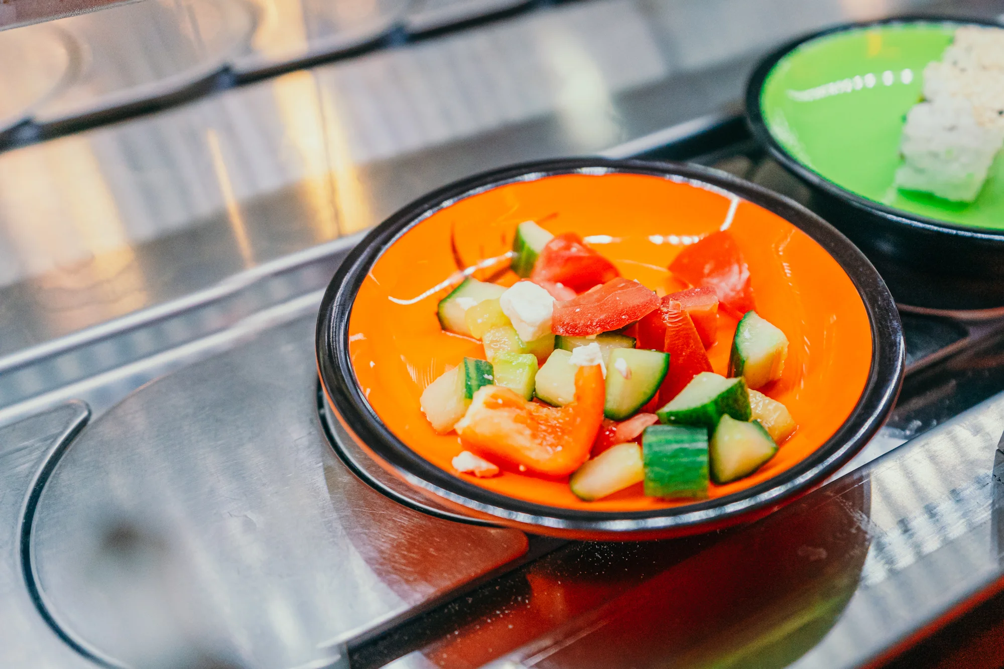 Running sushi: 2 hodiny neomezené konzumace sushi a dalších asijských specialit